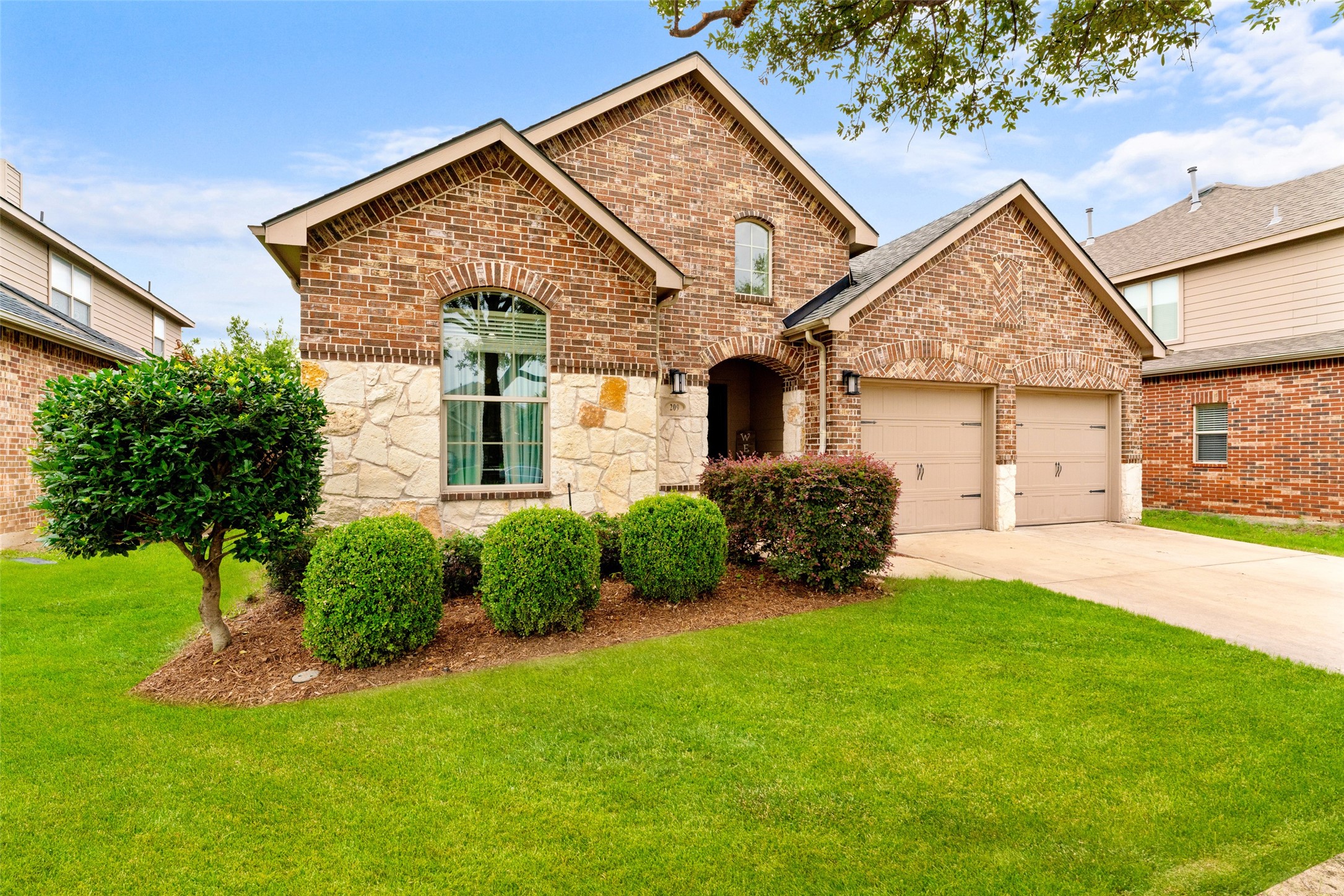 209 Willet Court