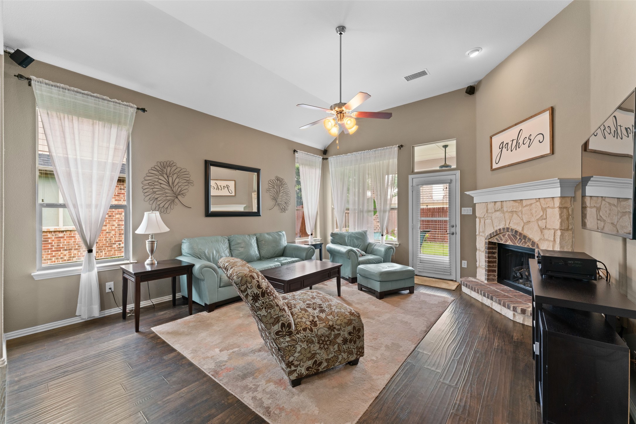 209 Willet Court