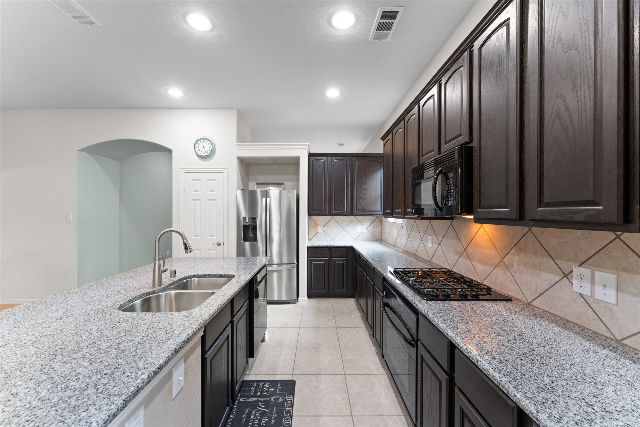 209 Willet Court