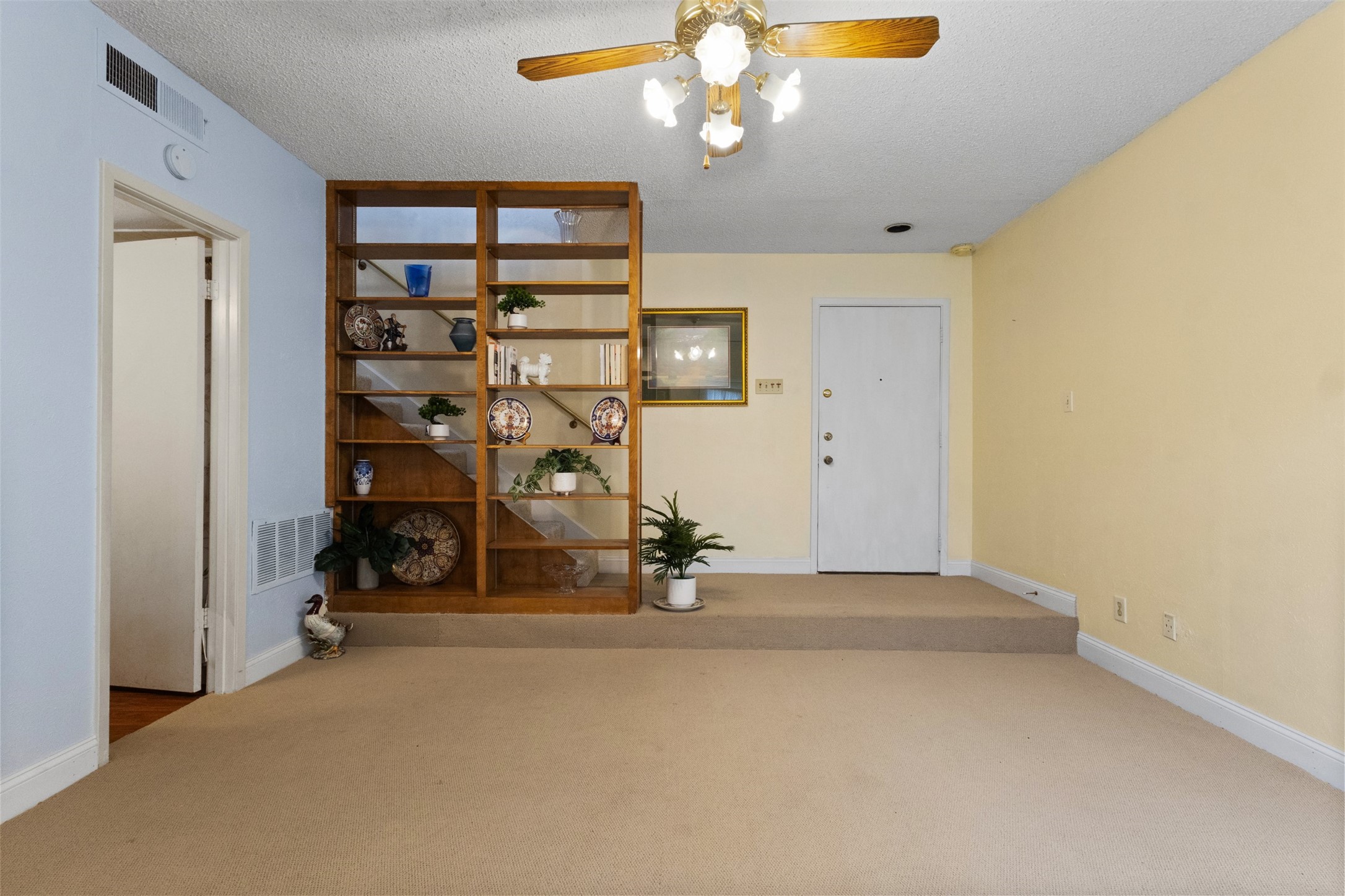 6503 Ridgecrest Road 107G