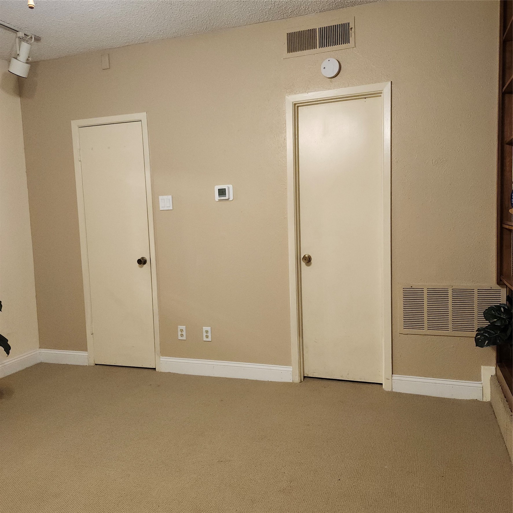 6503 Ridgecrest Road 107G