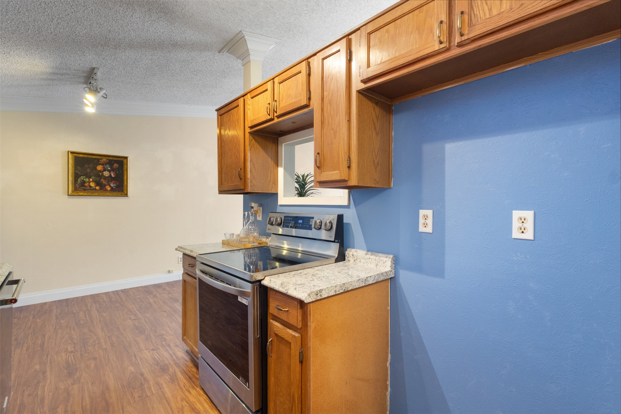 6503 Ridgecrest Road 107G