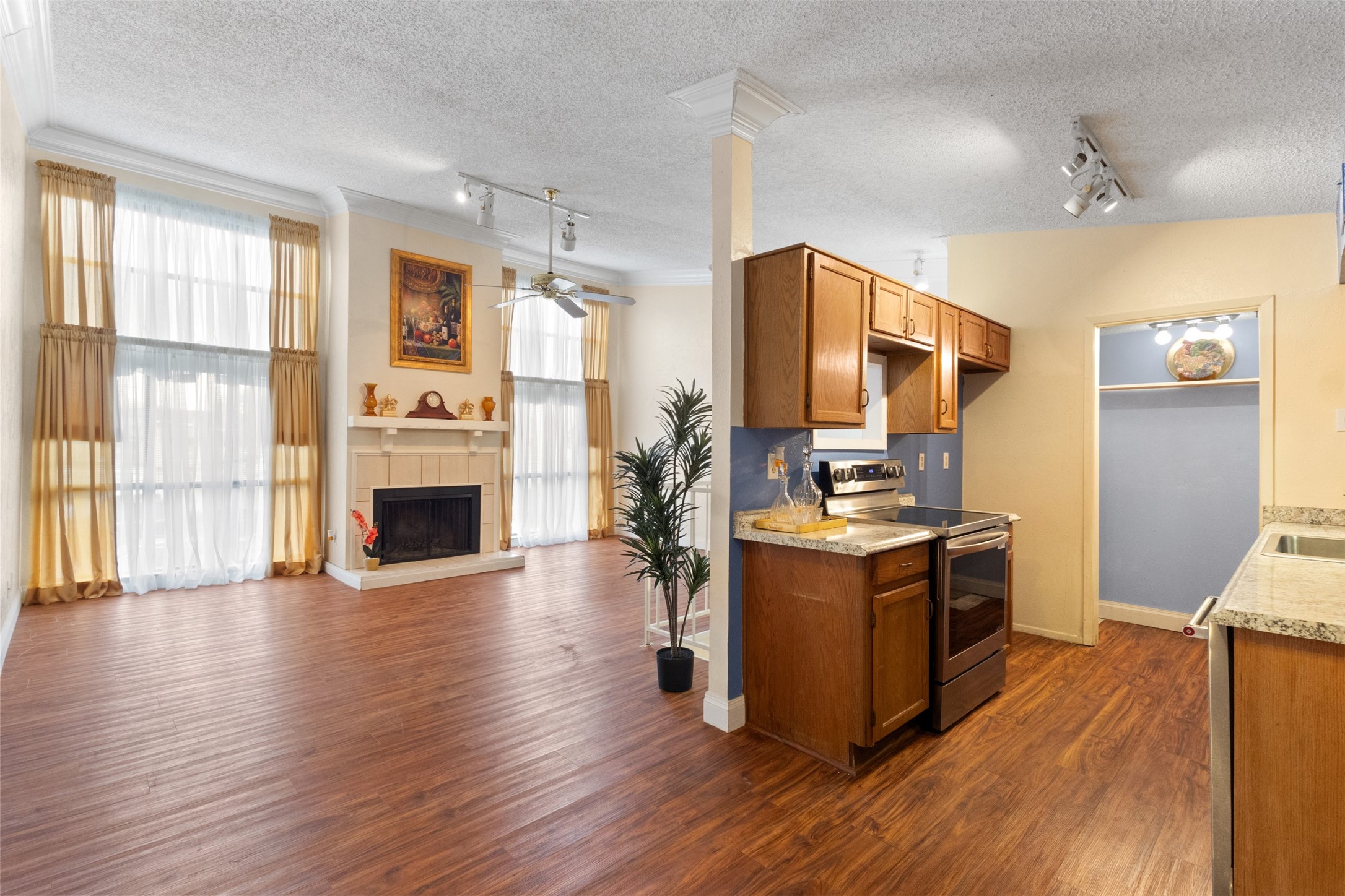 6503 Ridgecrest Road 107G