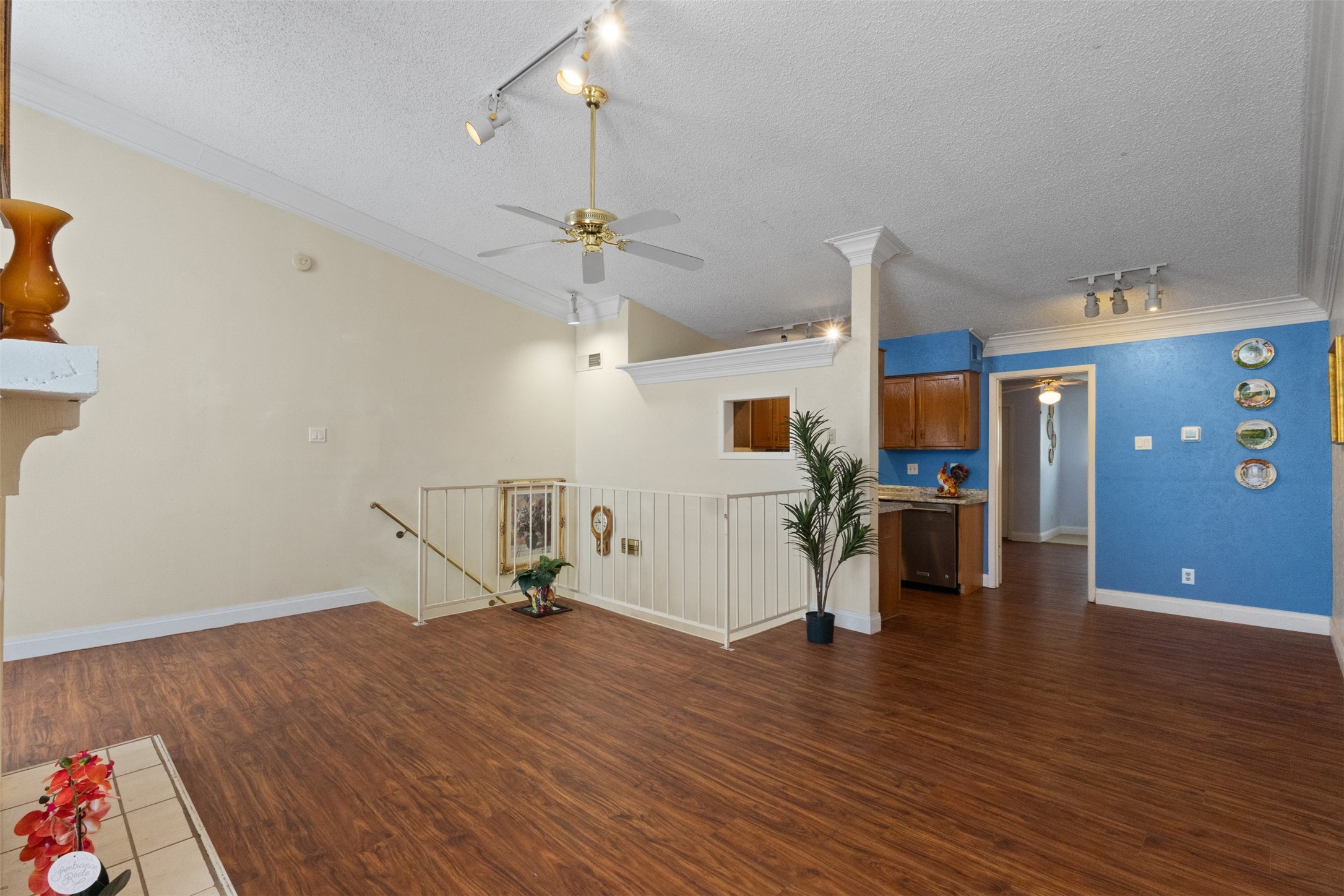 6503 Ridgecrest Road 107G