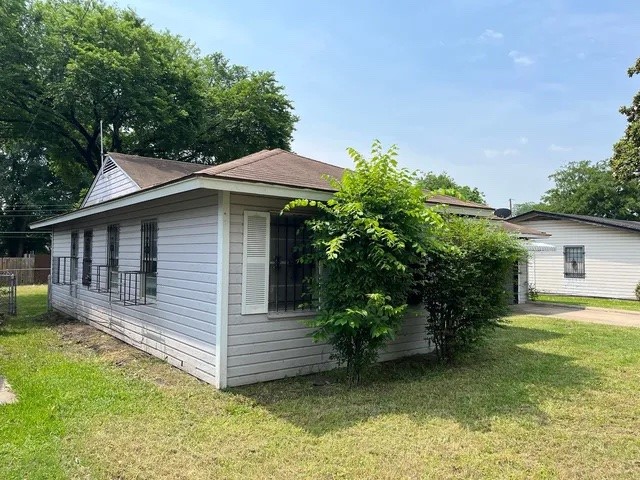 2836 Modree Ave
