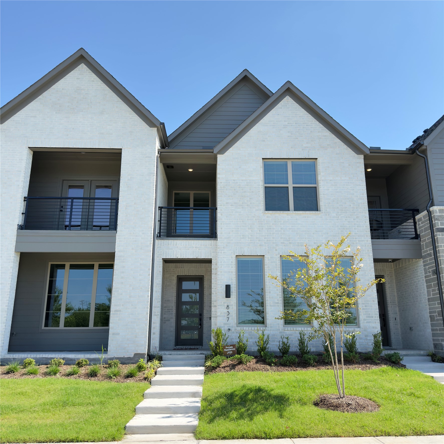 837 Lennox Drive
