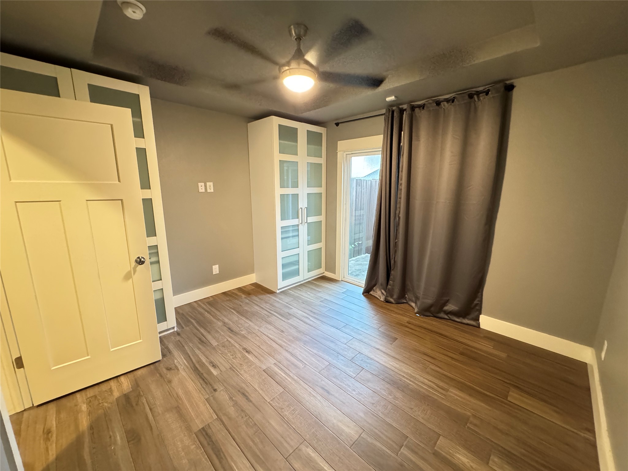 4947 Regal Bluff