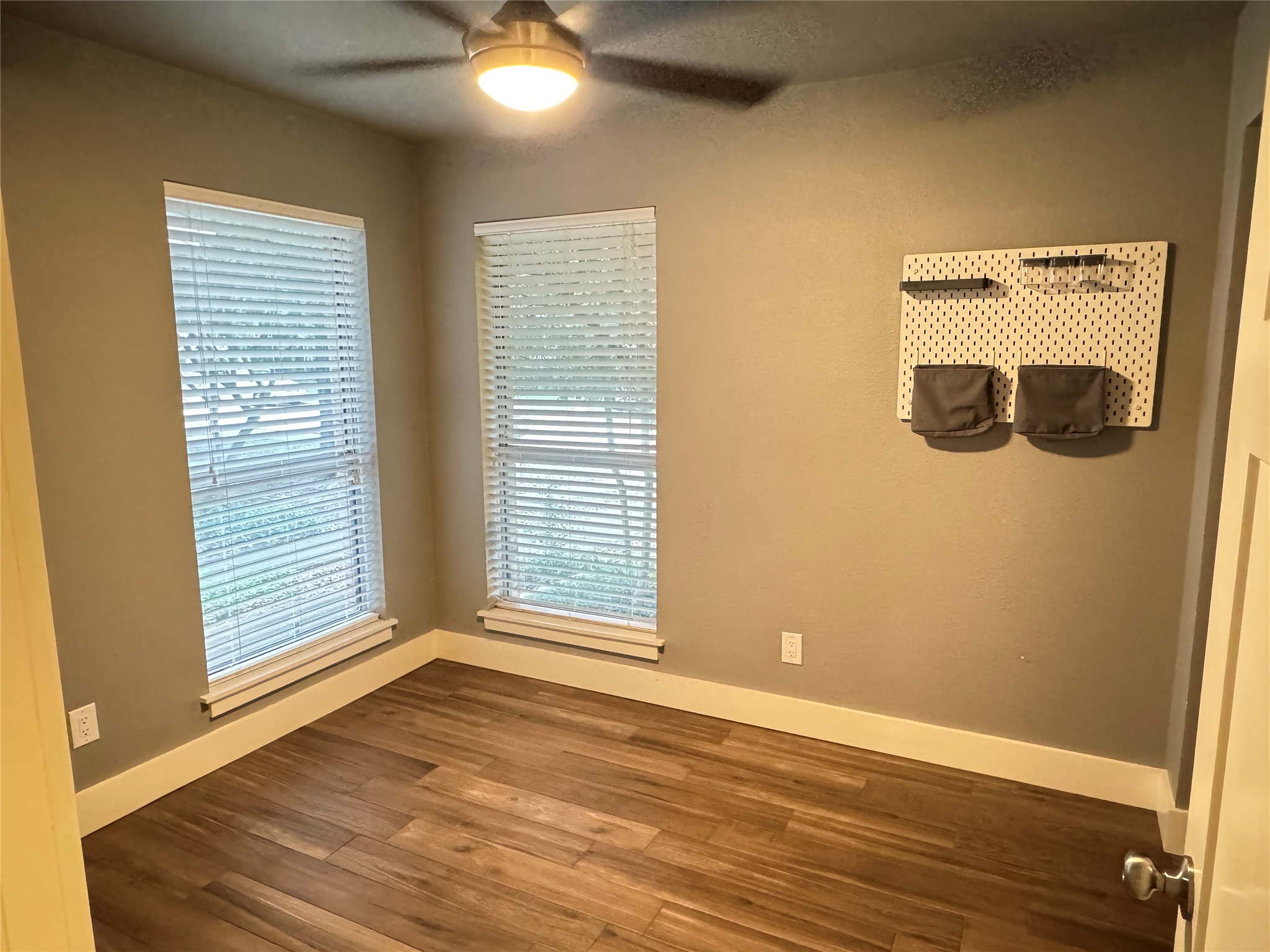 4947 Regal Bluff