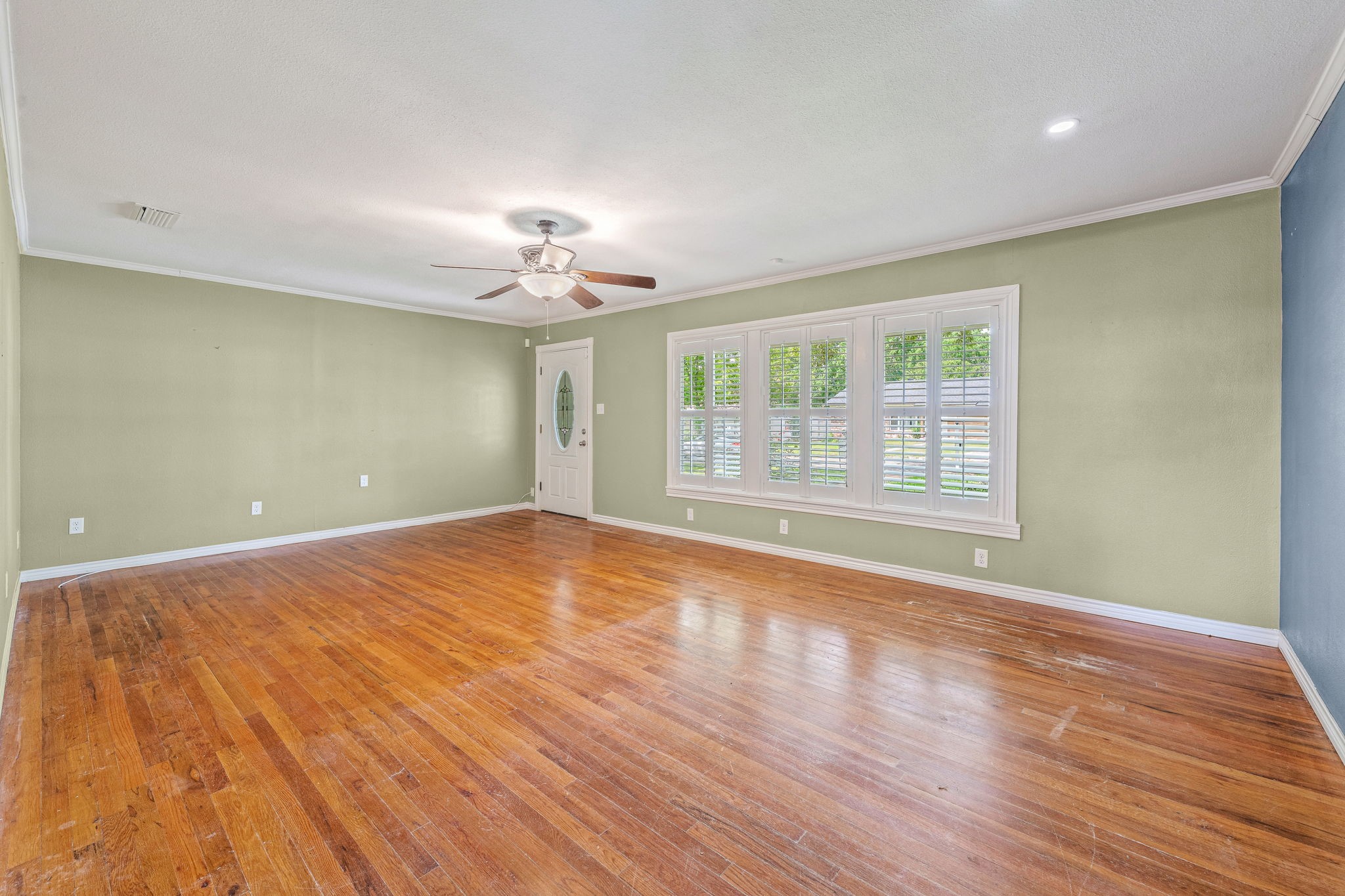 109 Greenview Drive