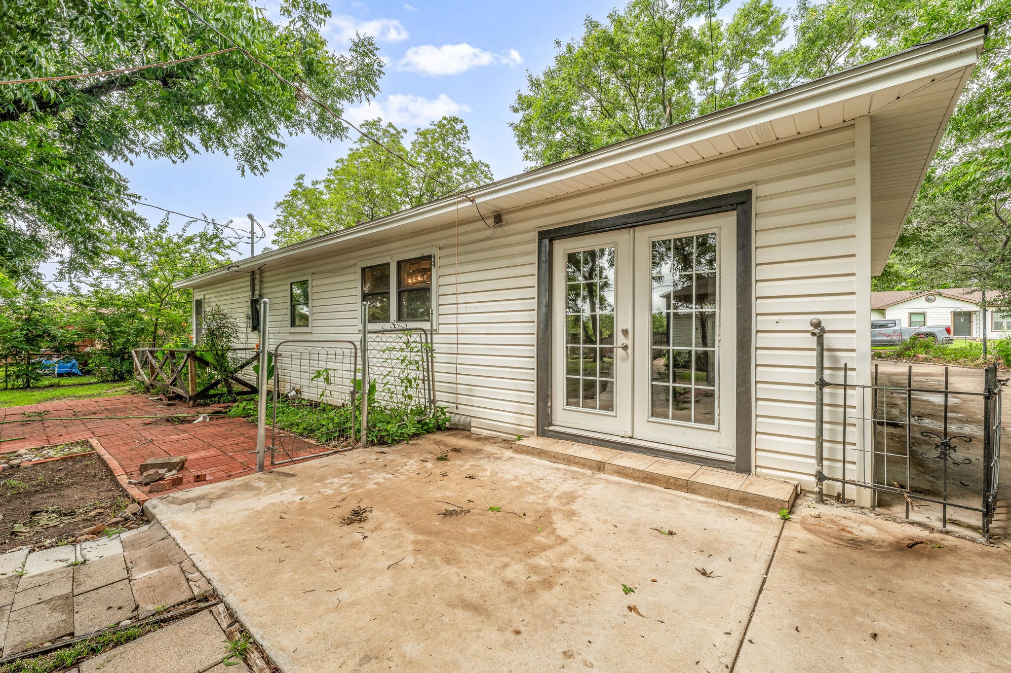 109 Greenview Drive