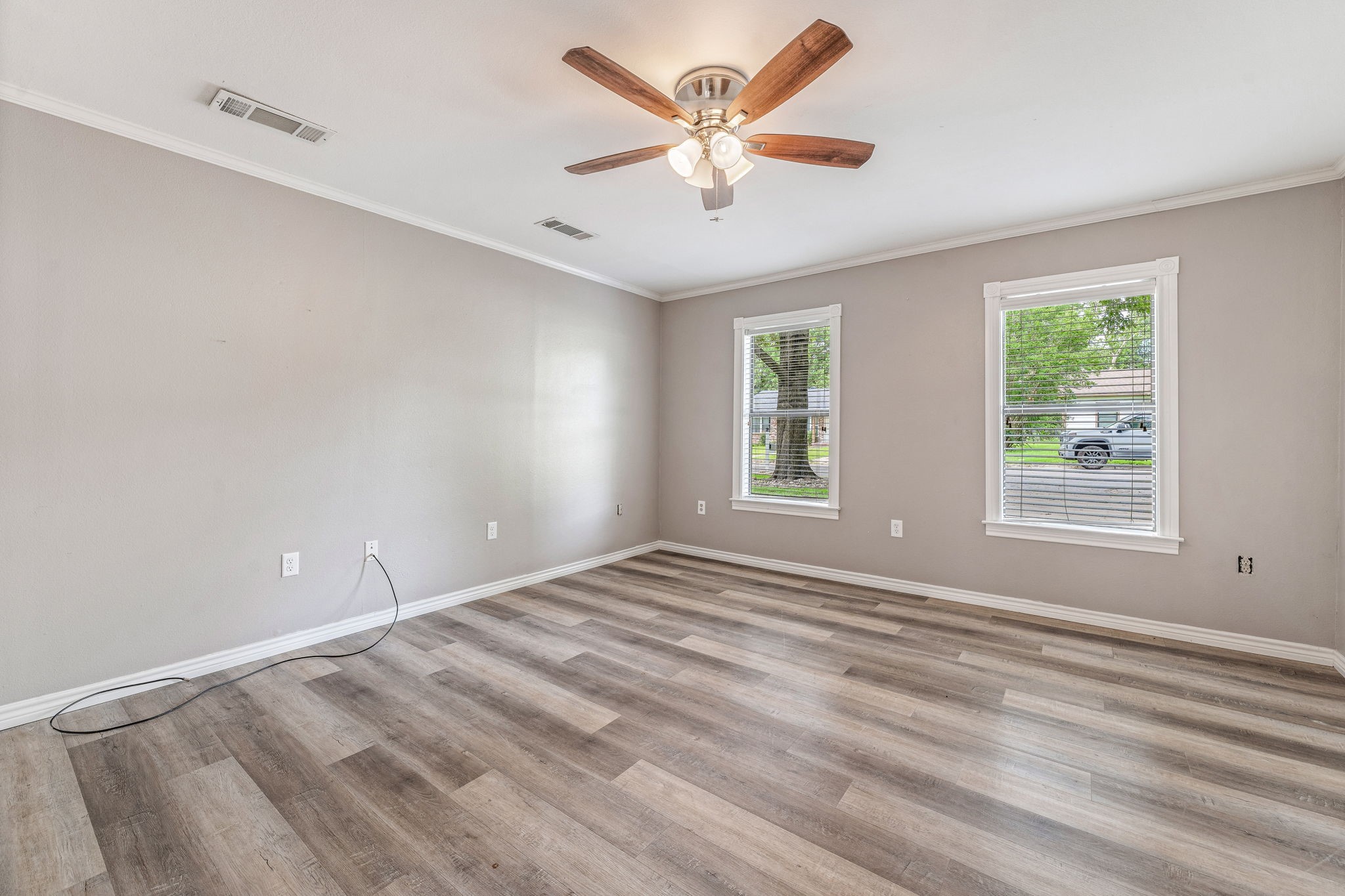 109 Greenview Drive