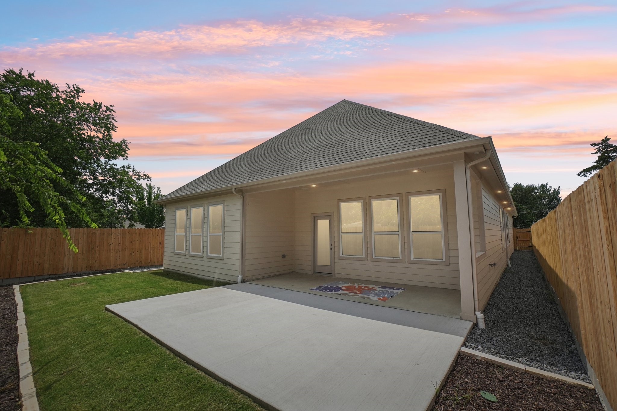 4535 W Lake Highlands Drive