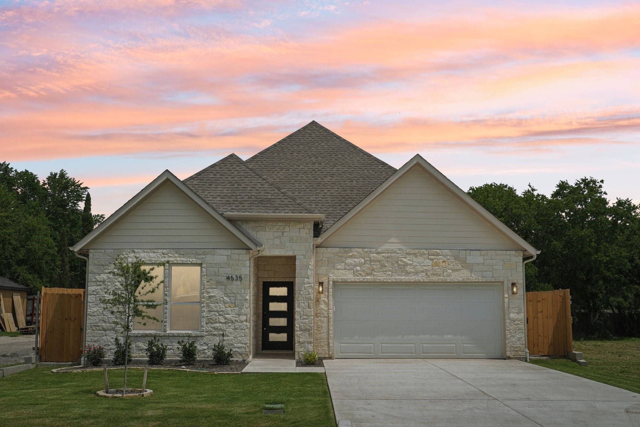 4535 W Lake Highlands Drive