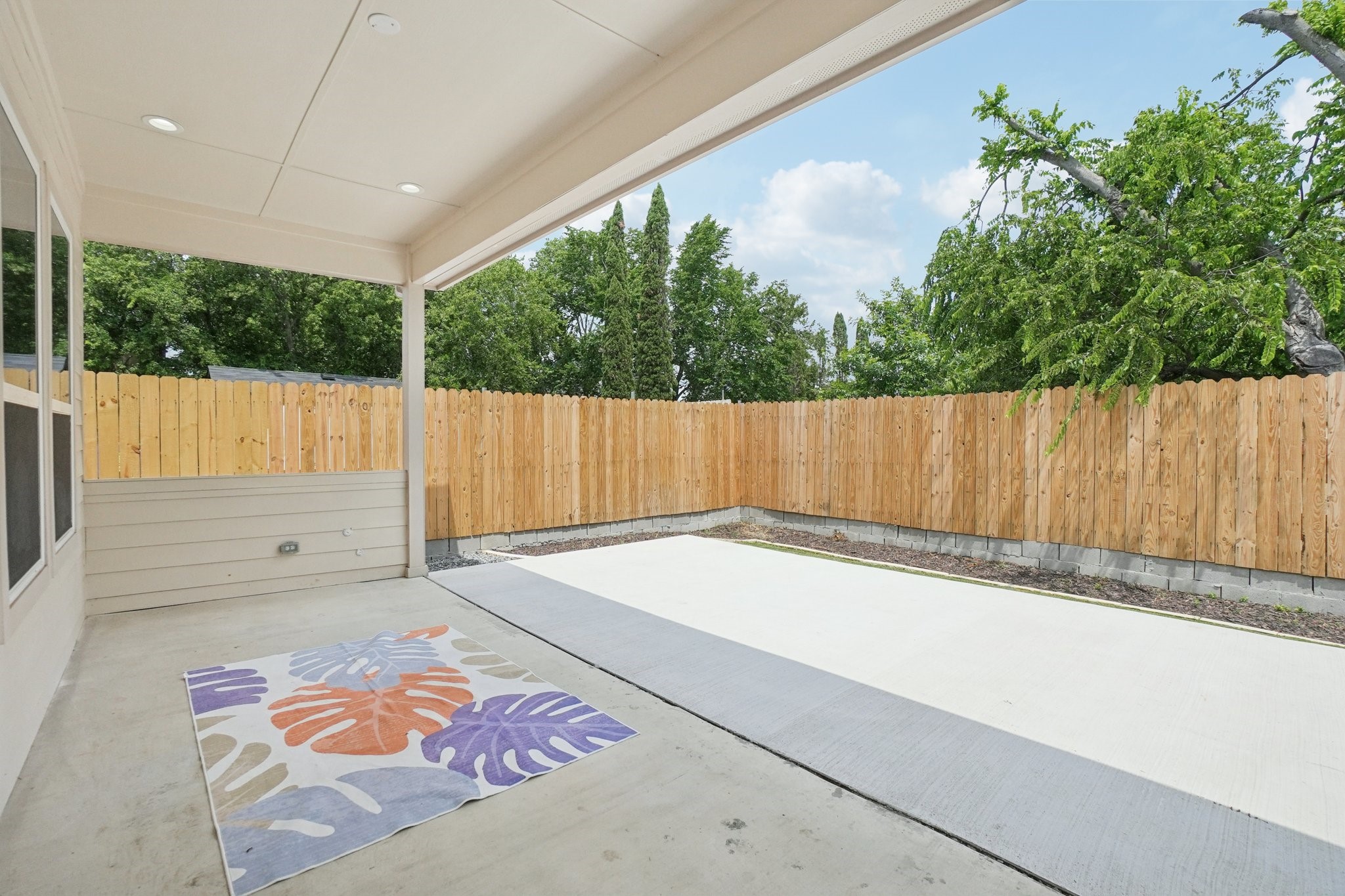 4535 W Lake Highlands Drive