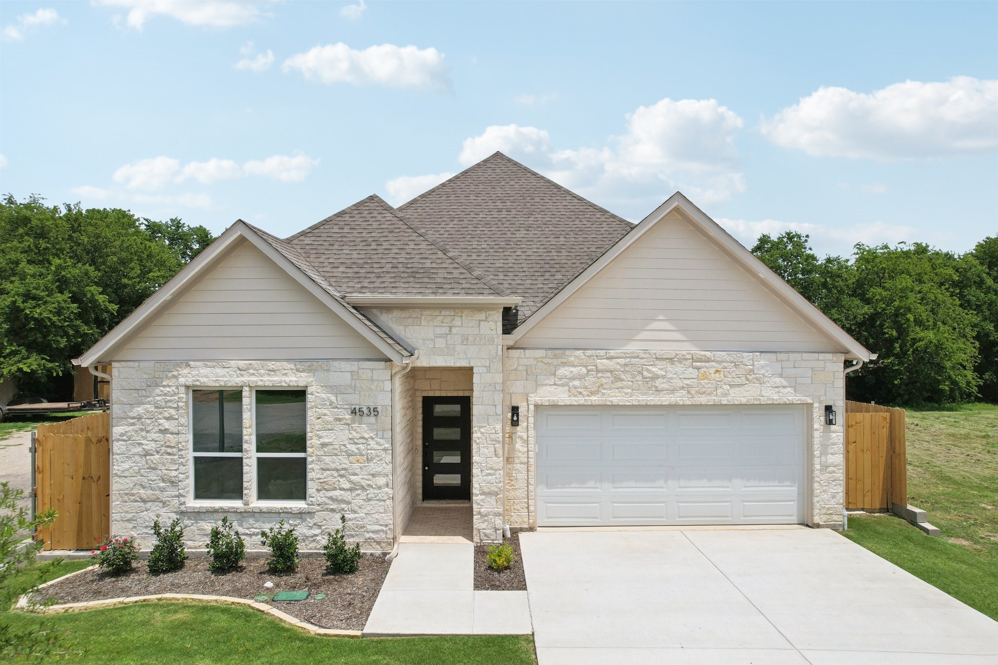 4535 W Lake Highlands Drive