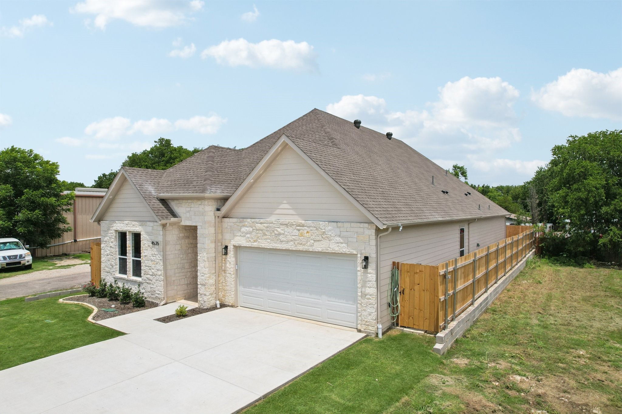4535 W Lake Highlands Drive