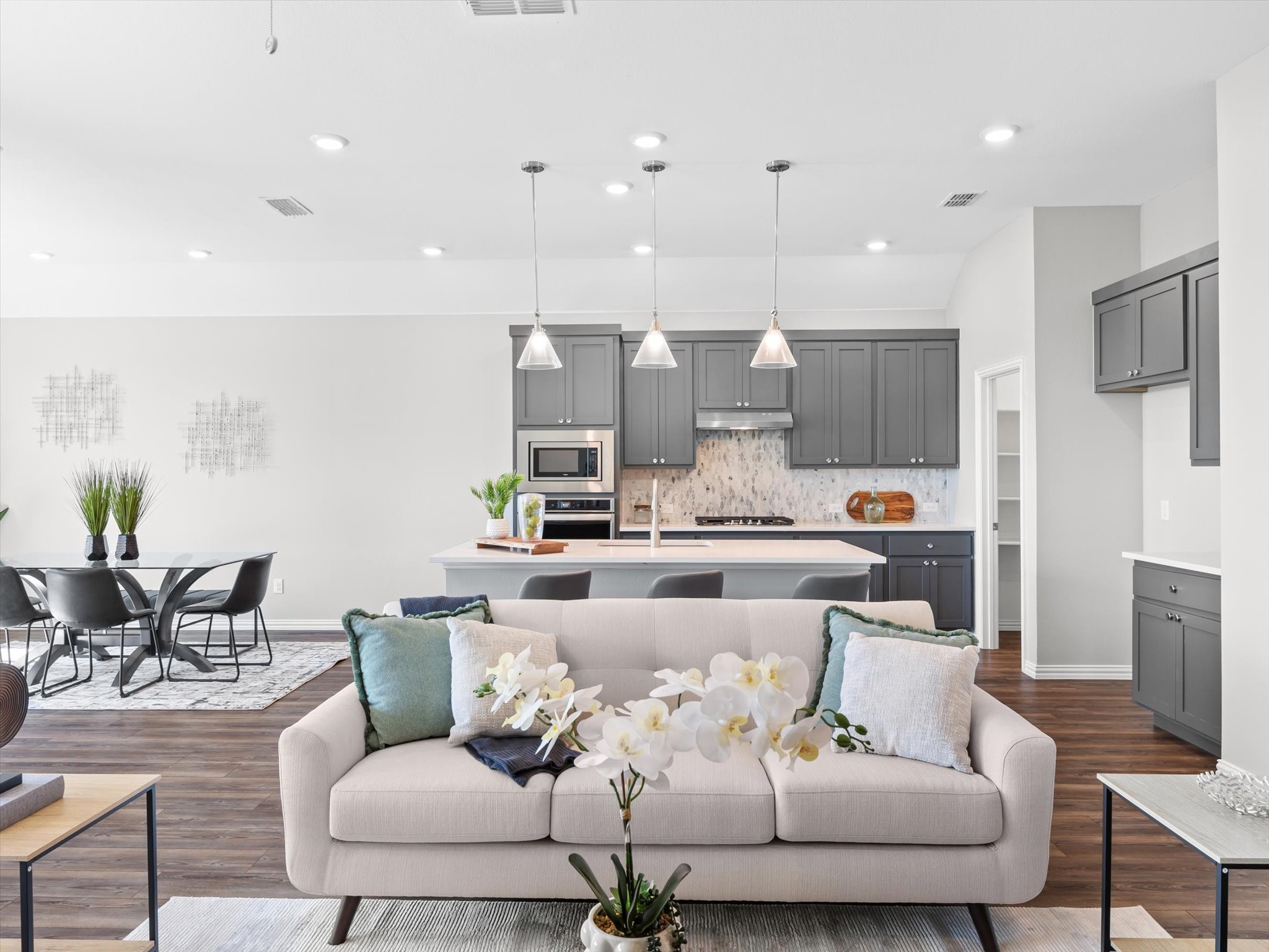 2219 Primrose Trail