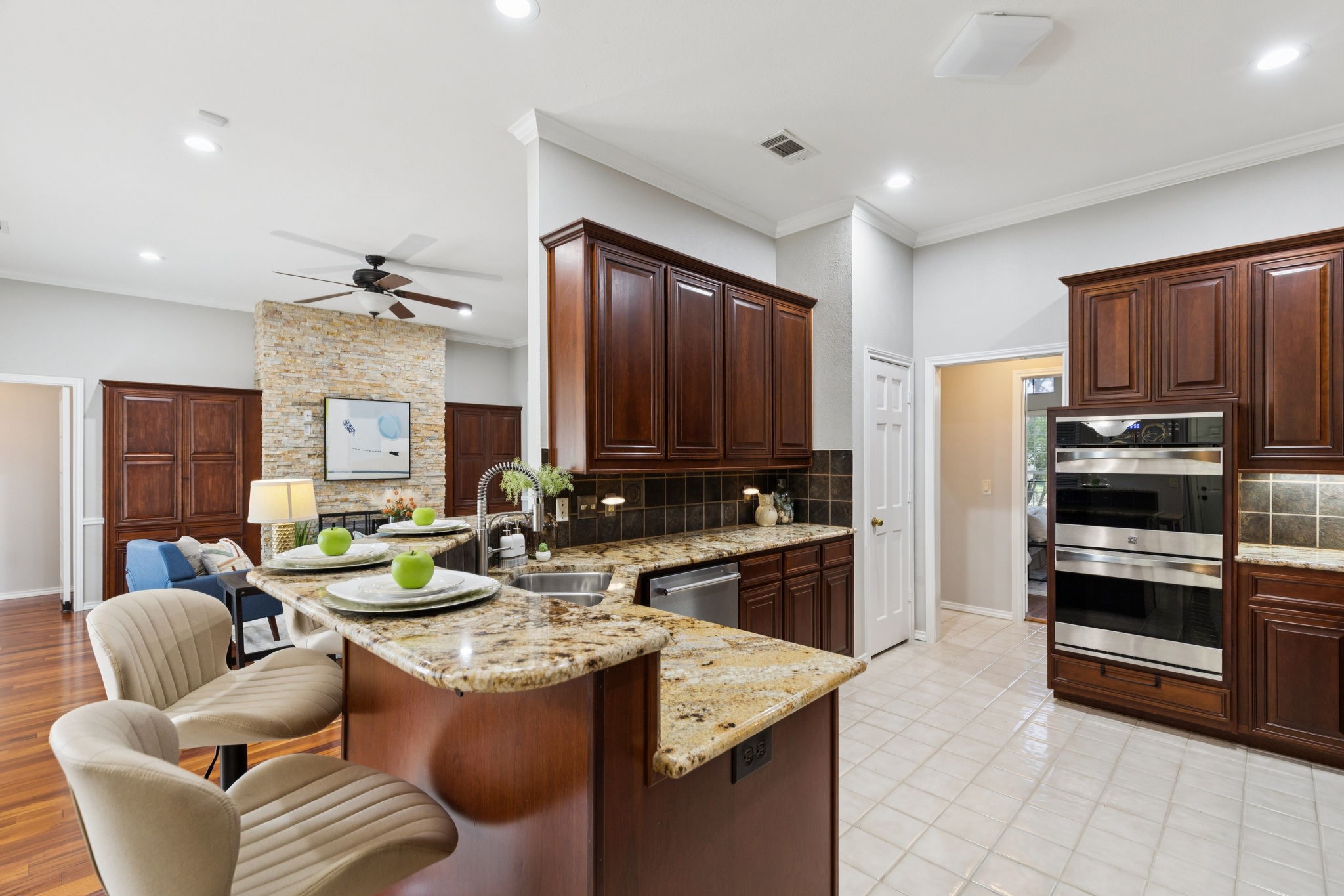 2501 Nighthawk Drive