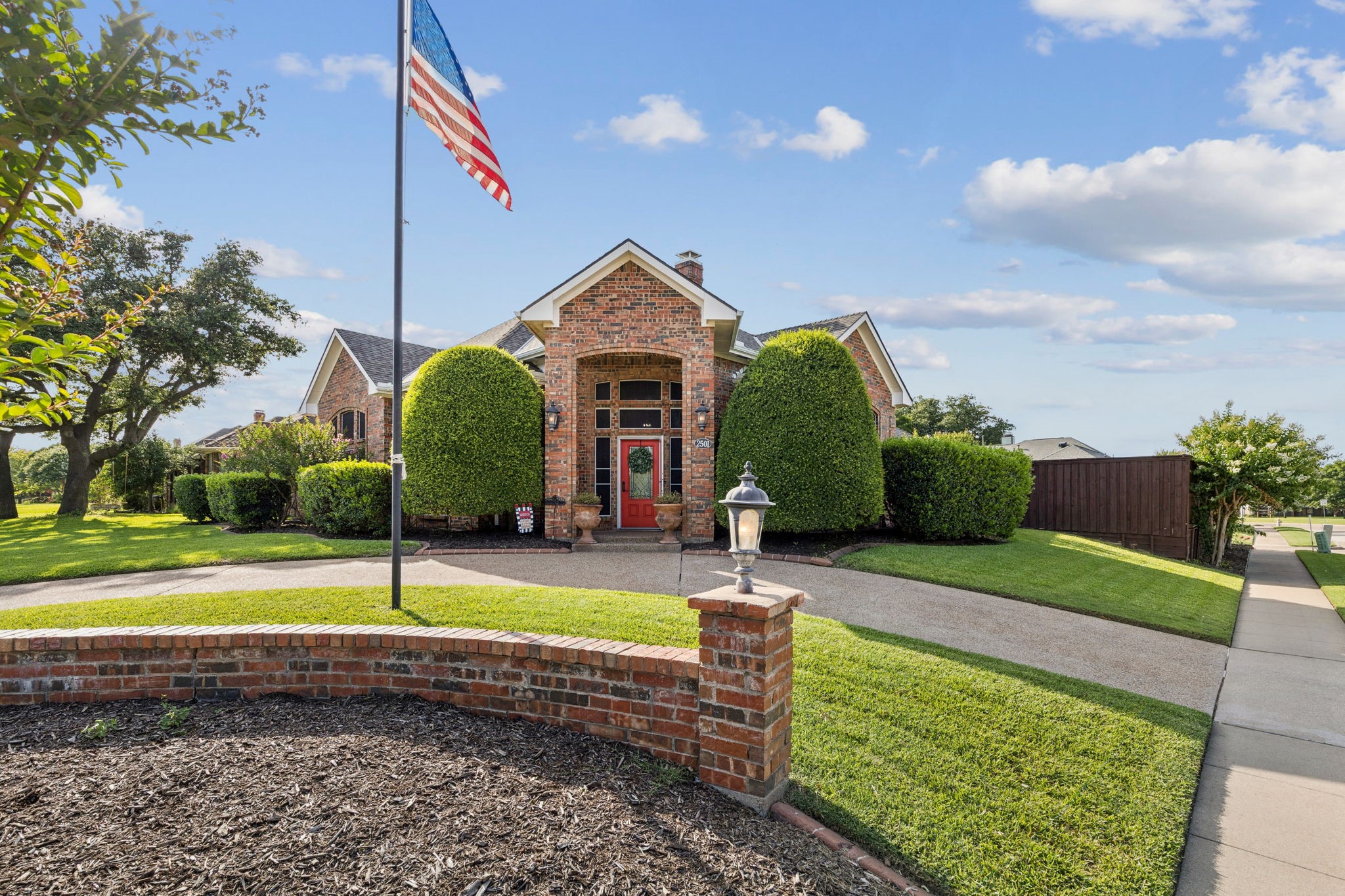 2501 Nighthawk Drive