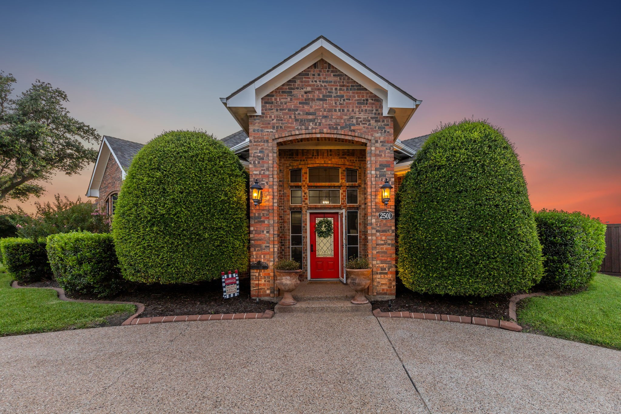 2501 Nighthawk Drive