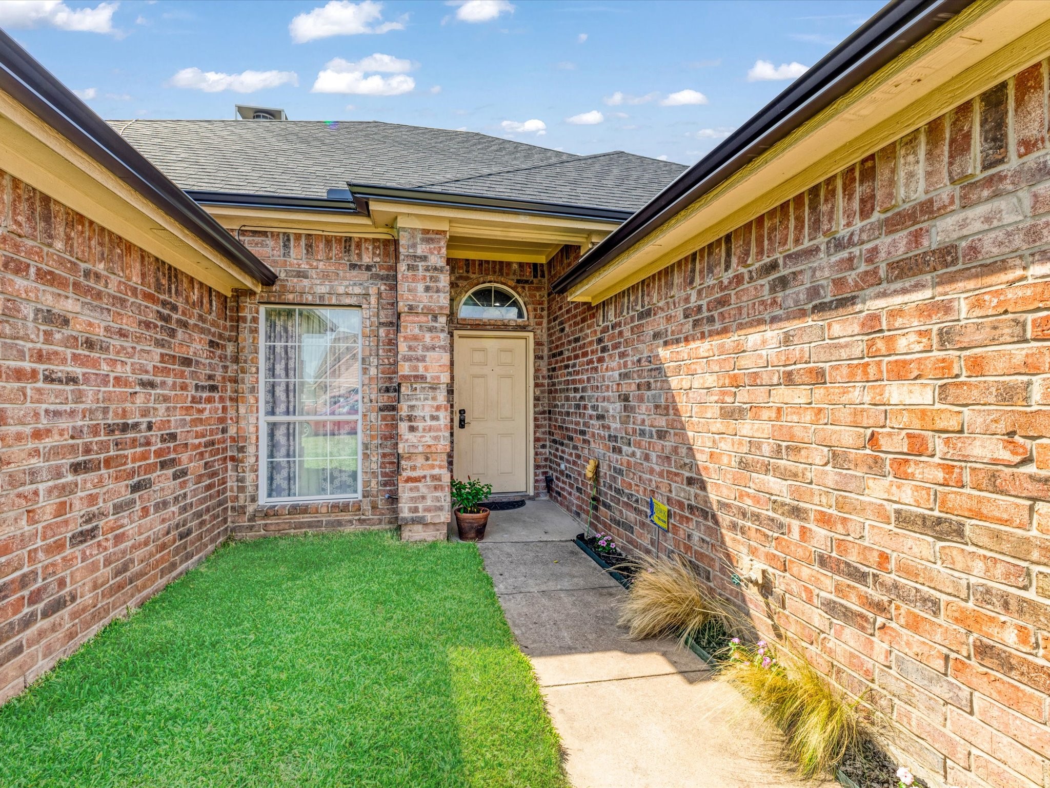 104 Palomino Drive