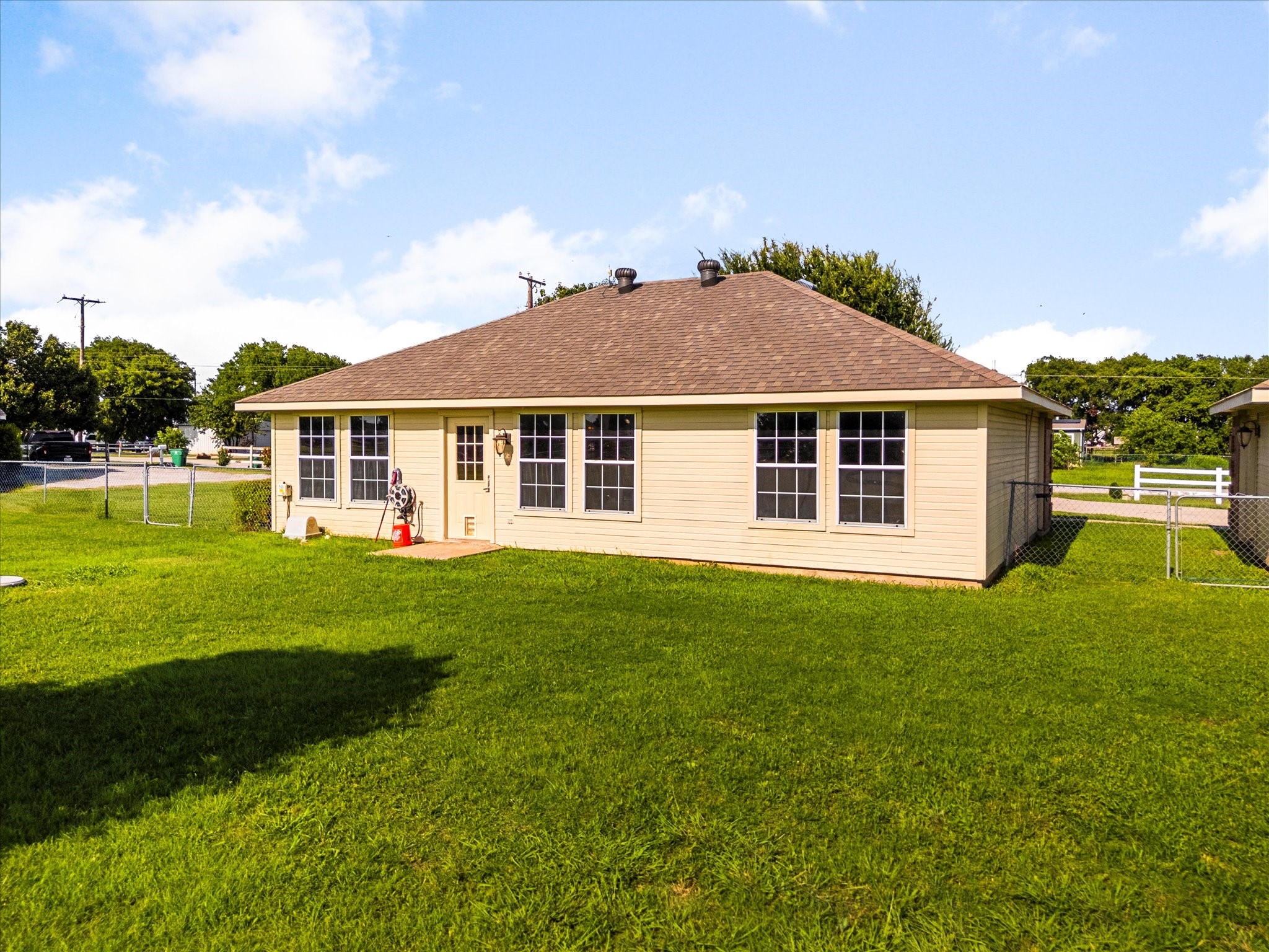 274 County Road 4841