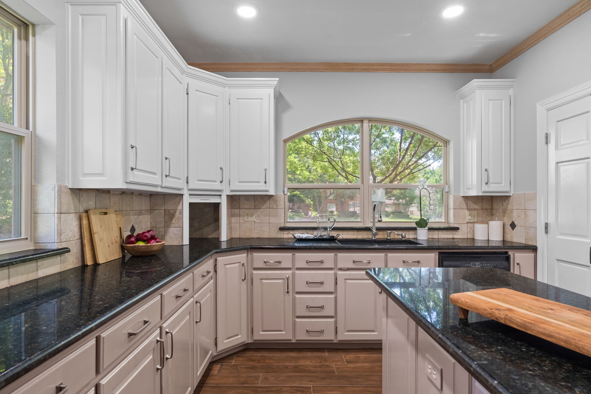 112 Sand Point Court