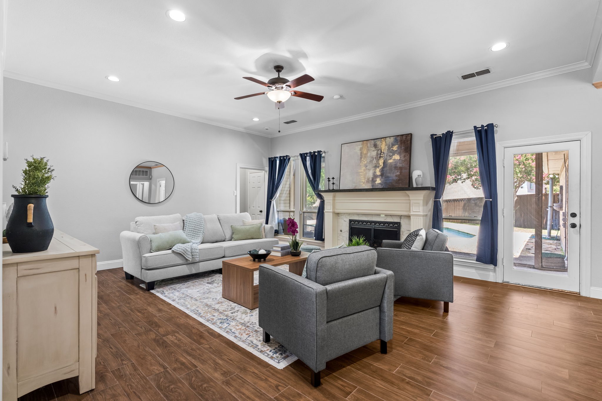 112 Sand Point Court