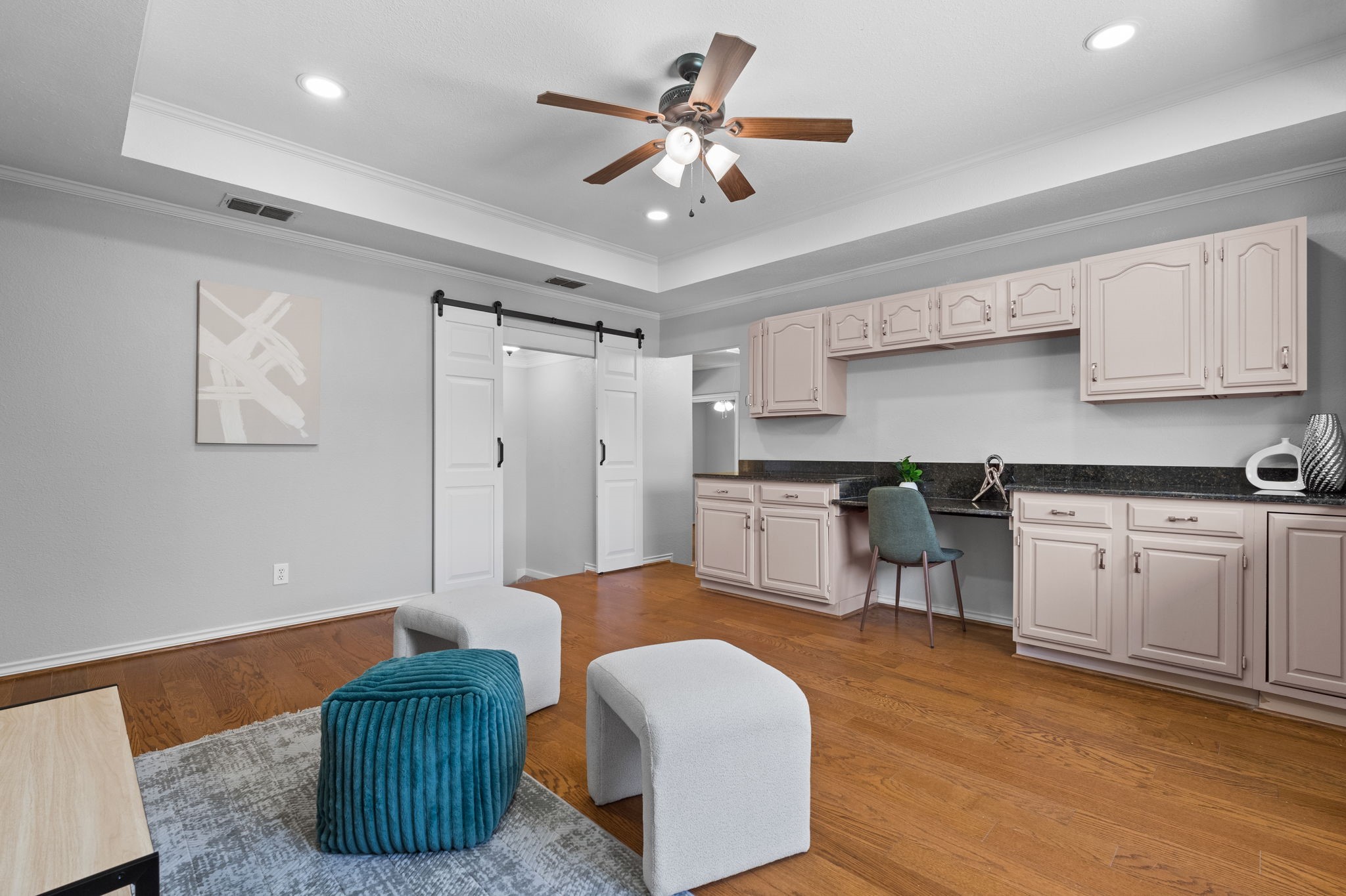 112 Sand Point Court
