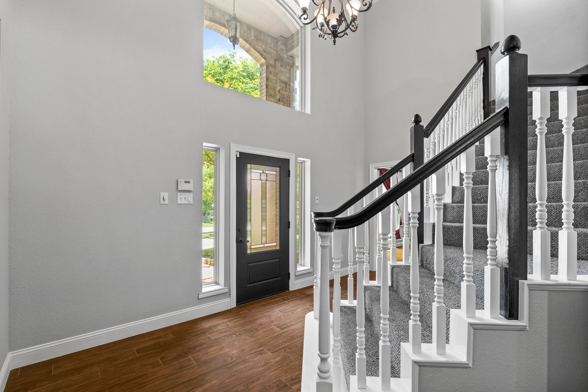 112 Sand Point Court