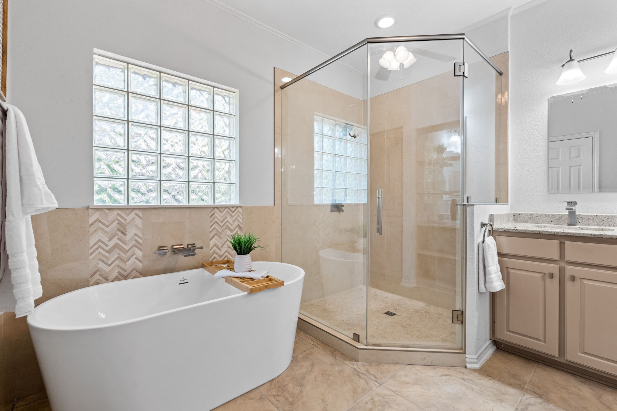 112 Sand Point Court