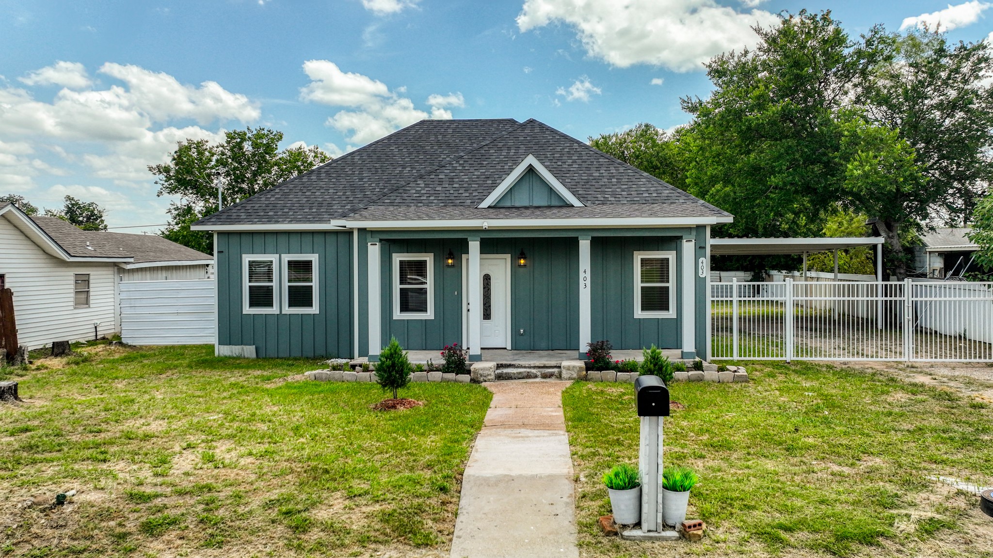 403 SW 13th Street