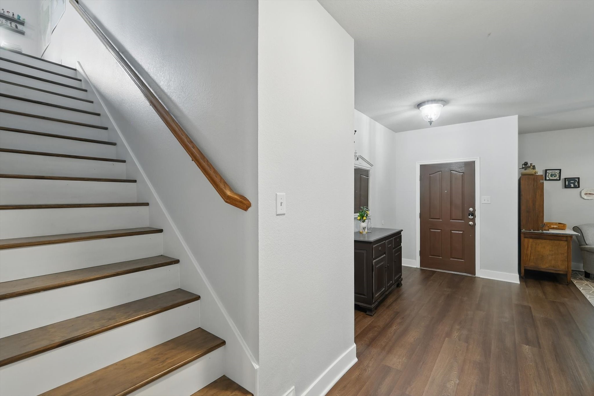 5005 Meyers Lane