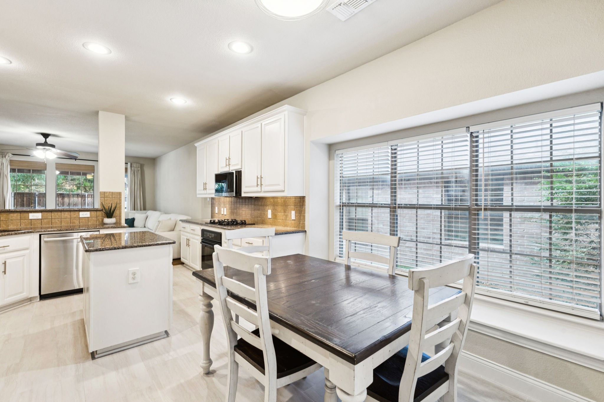 2778 Hidden Knoll Trail