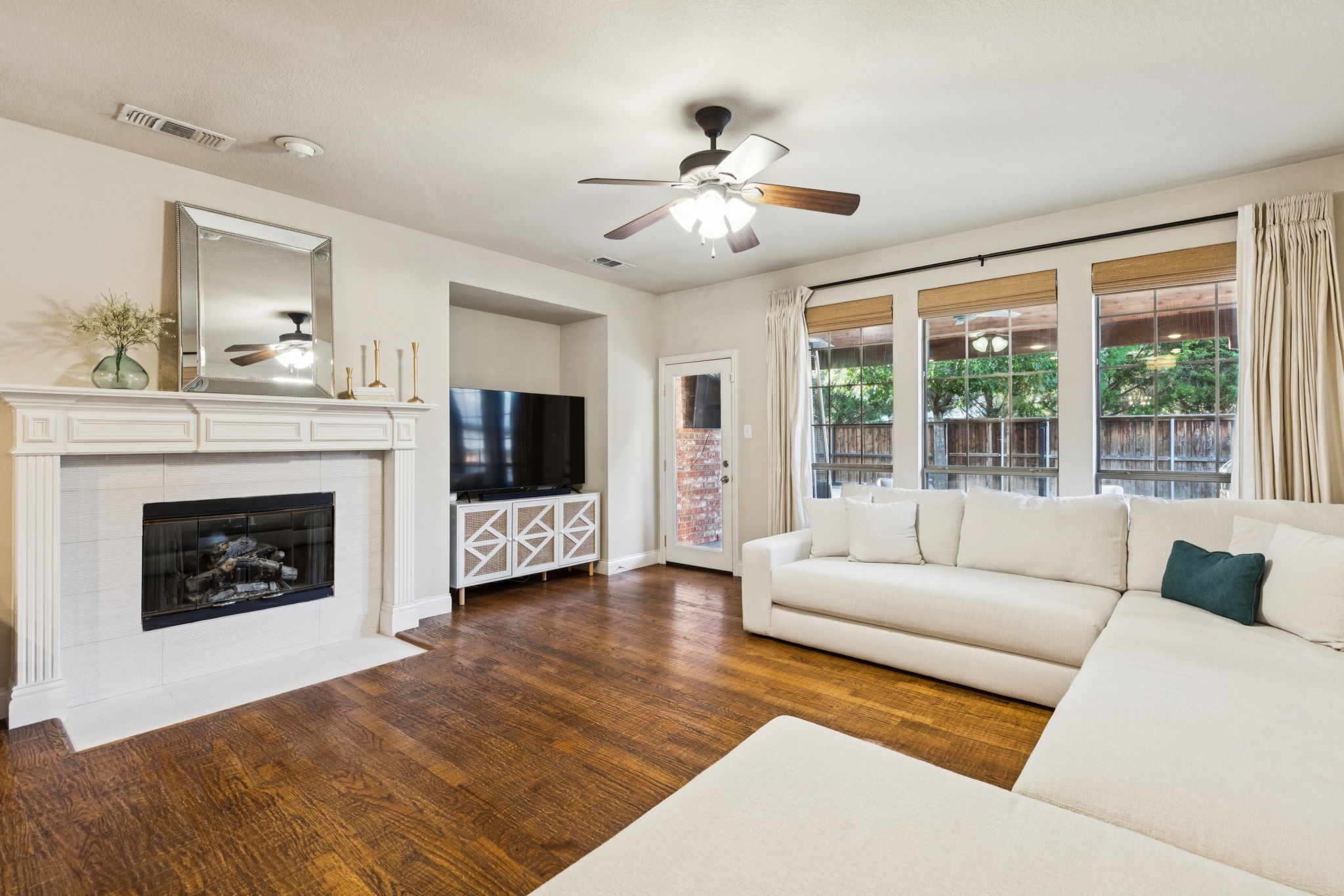 2778 Hidden Knoll Trail
