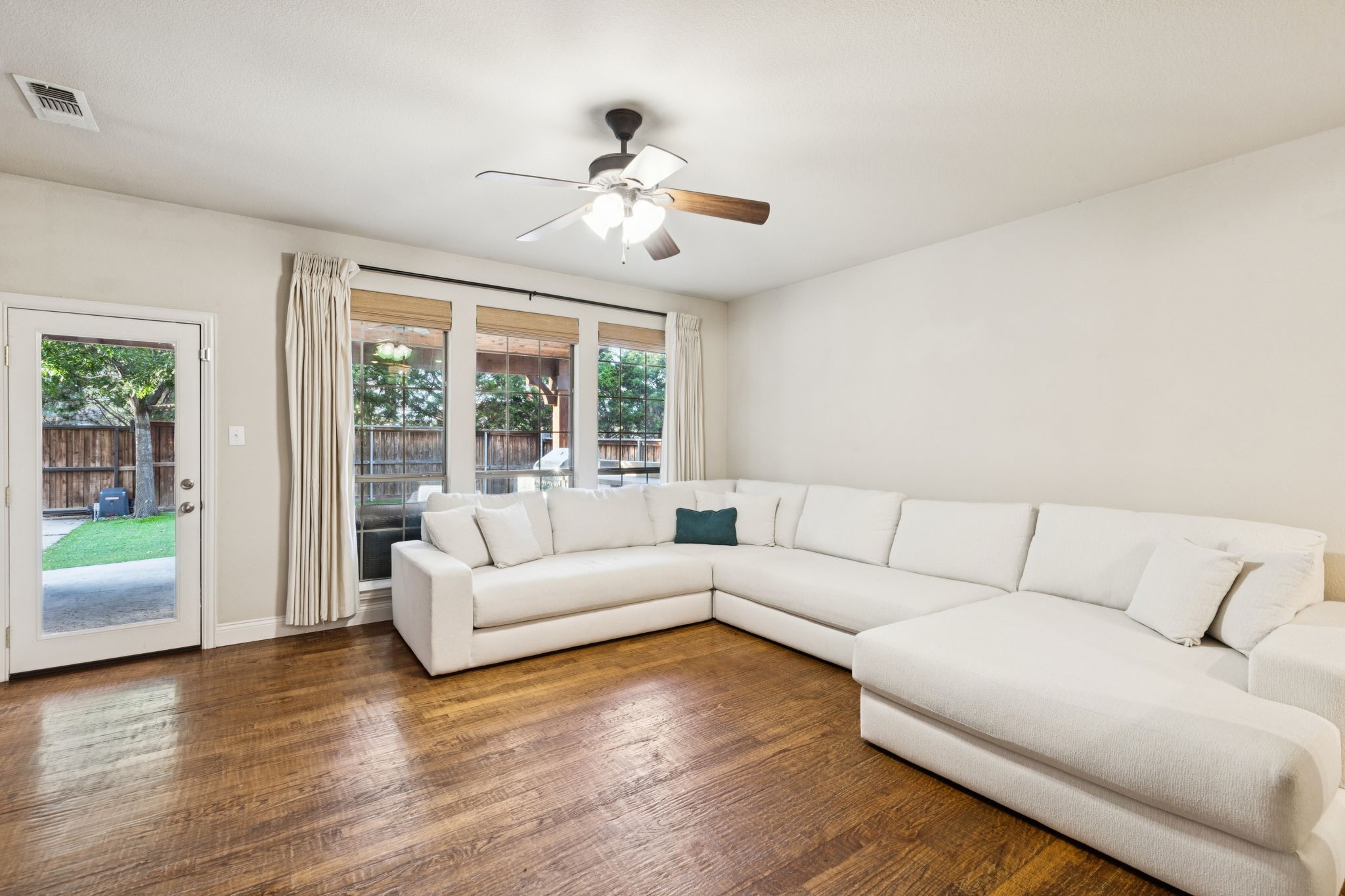 2778 Hidden Knoll Trail