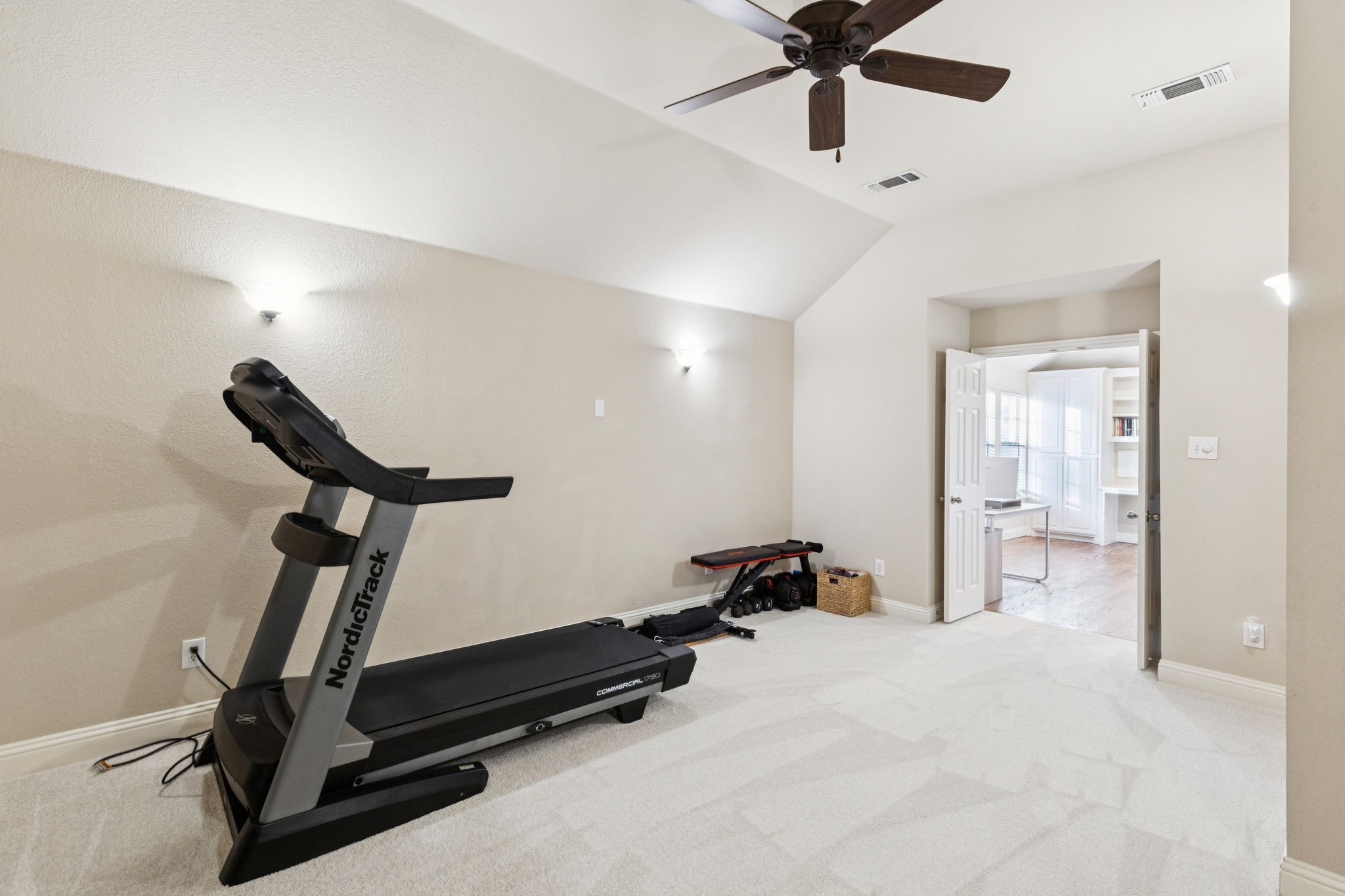 2778 Hidden Knoll Trail