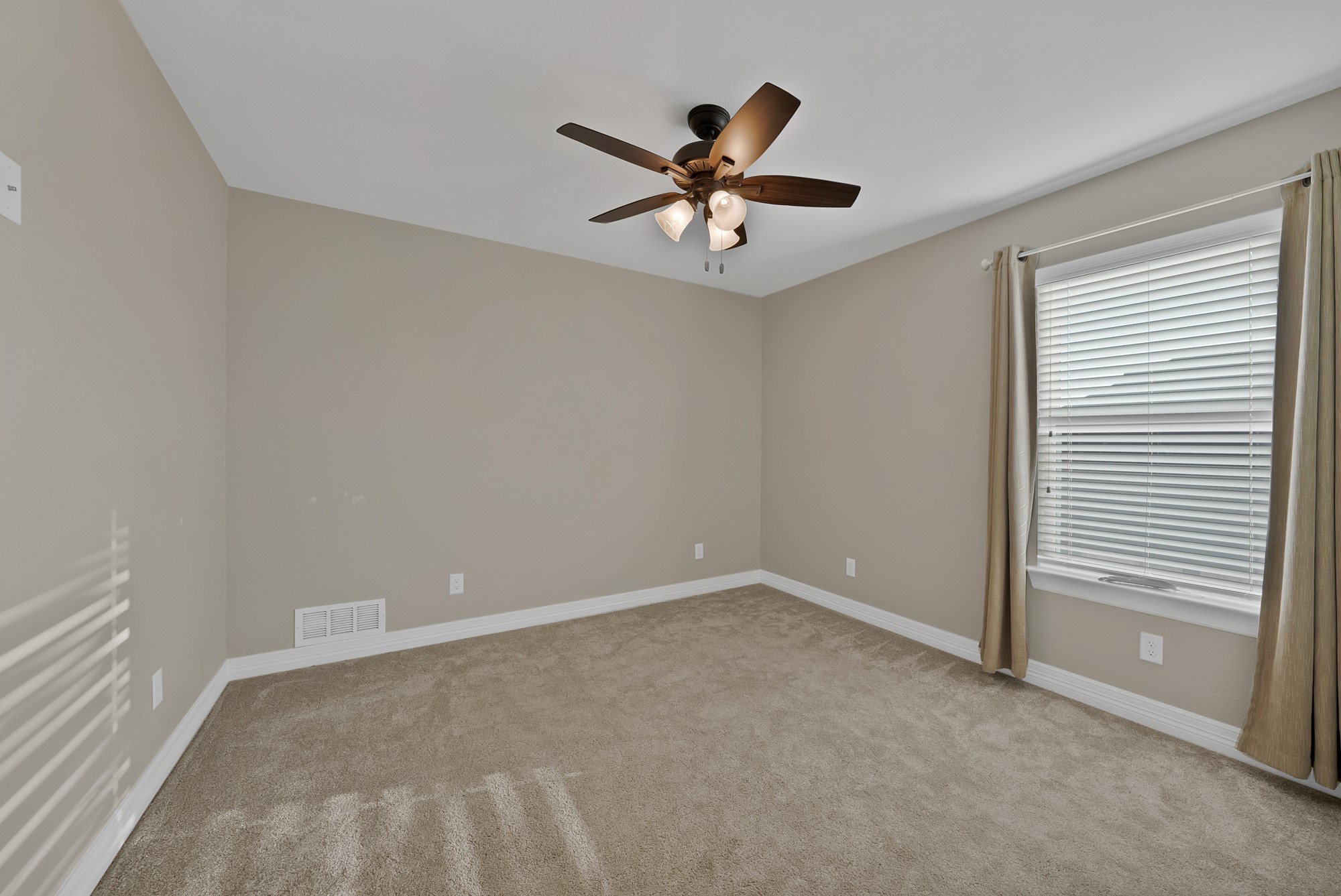 940 E 5th Street