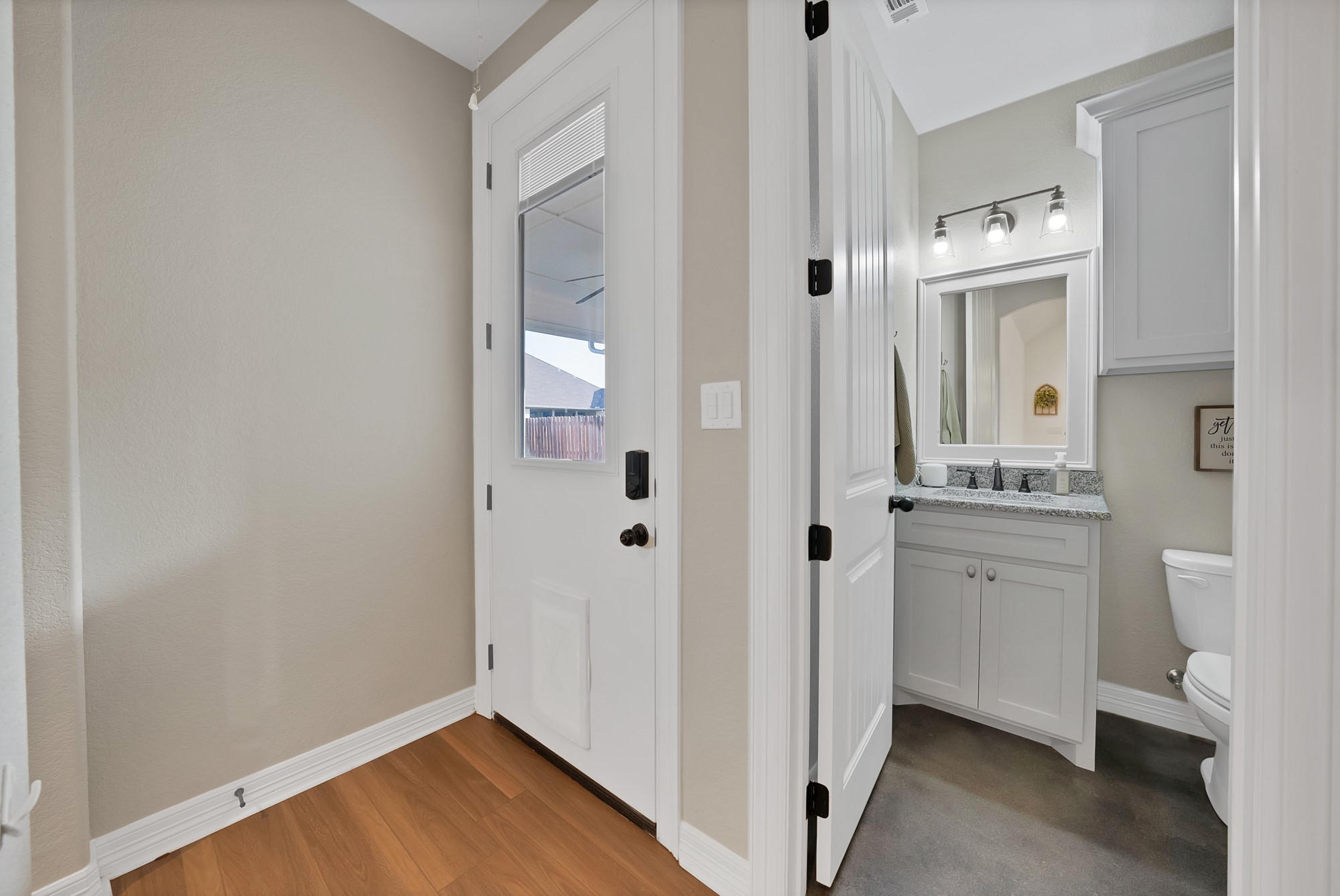 940 E 5th Street