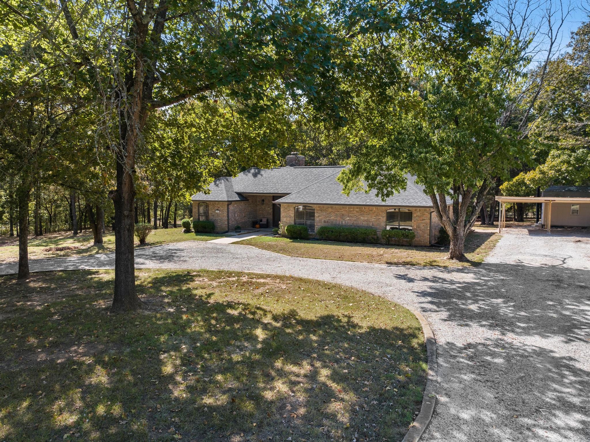 143 Shady Woods Lane
