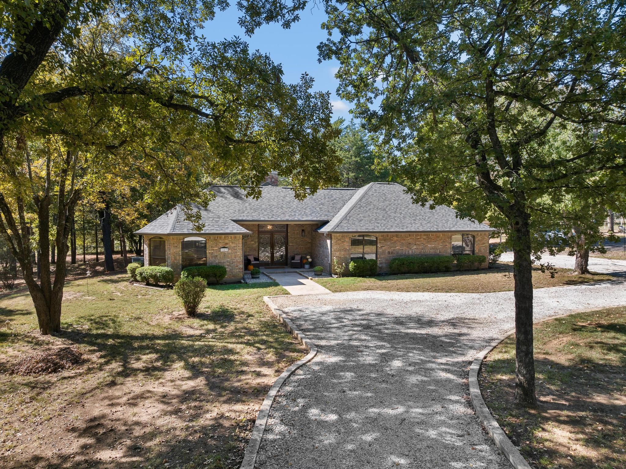 143 Shady Woods Lane