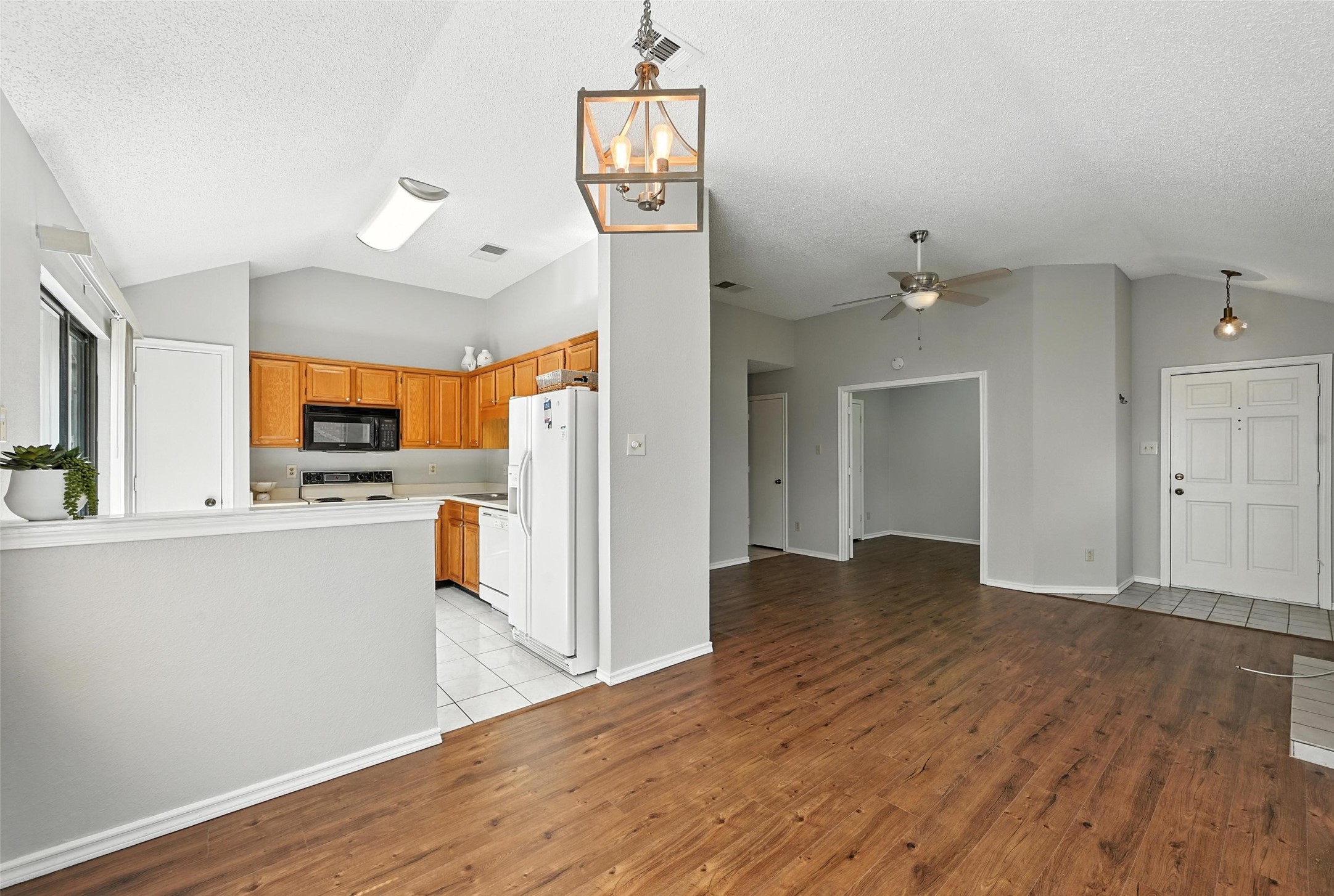 1450 Hampton Road