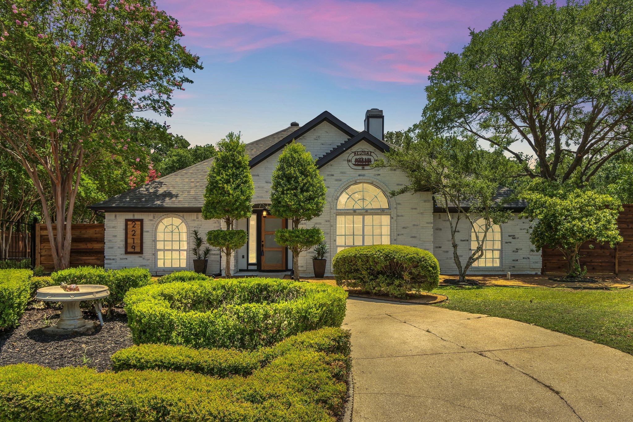 2219 Morriss Court