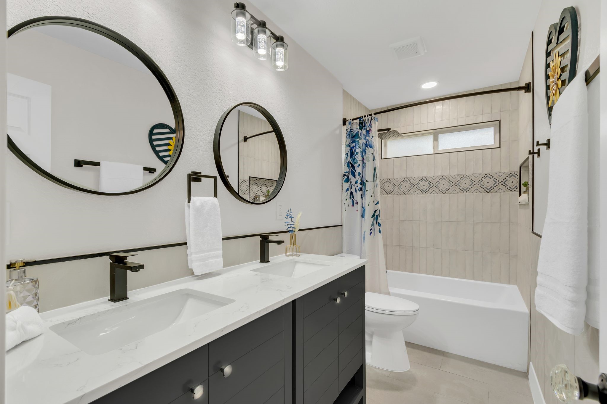 2219 Morriss Court