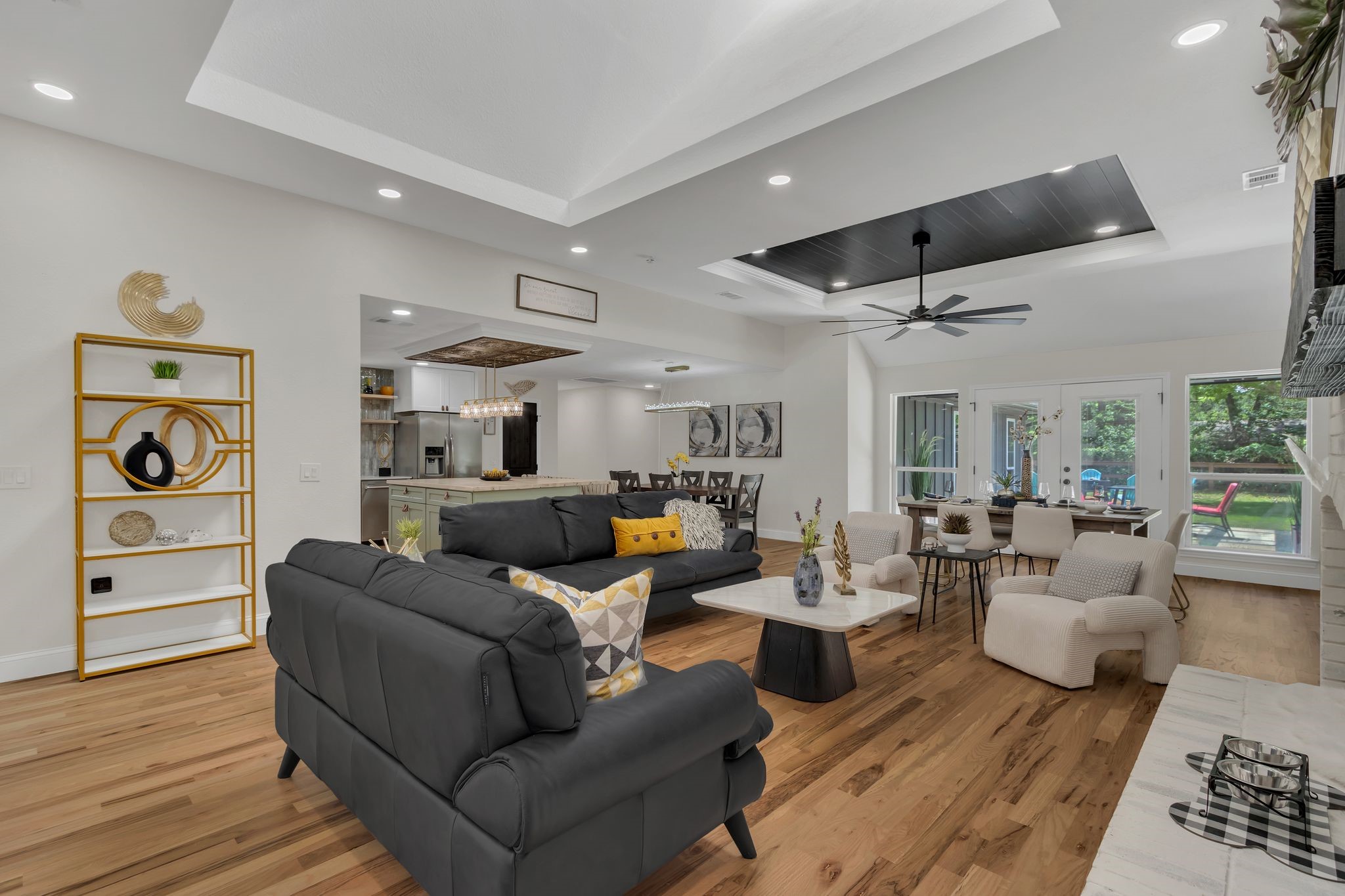 2219 Morriss Court