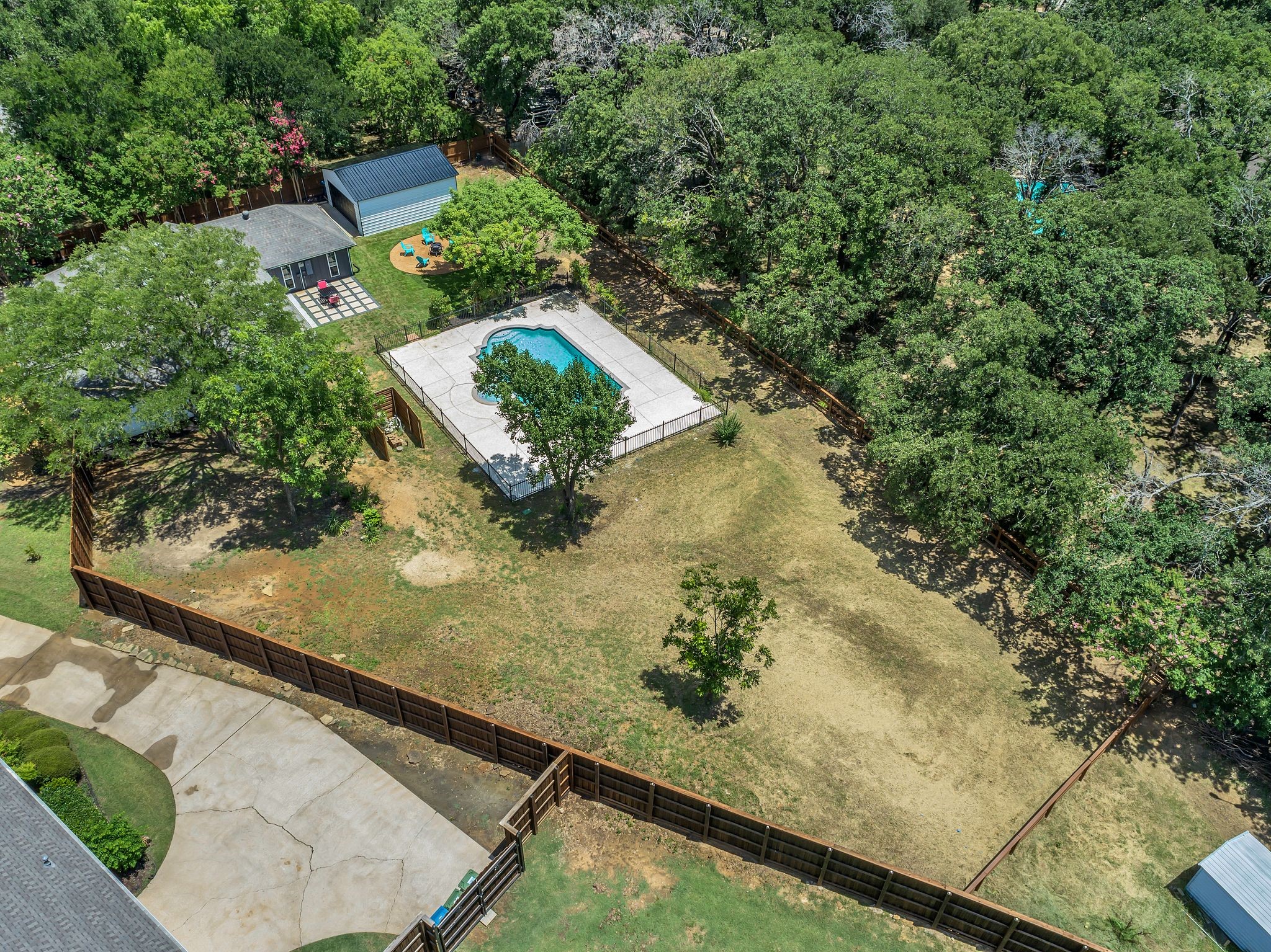 2219 Morriss Court