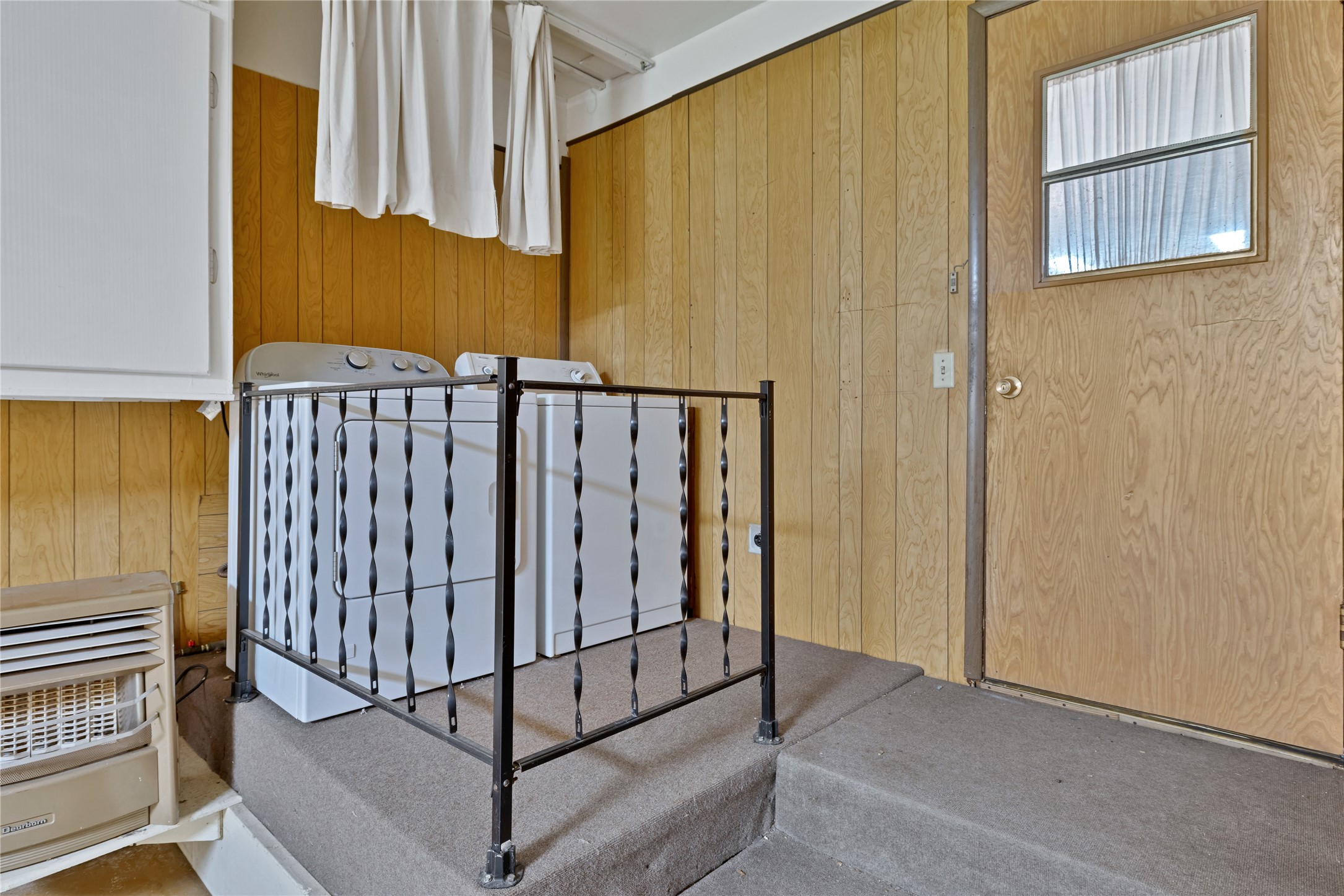 114 W Woodbury Drive