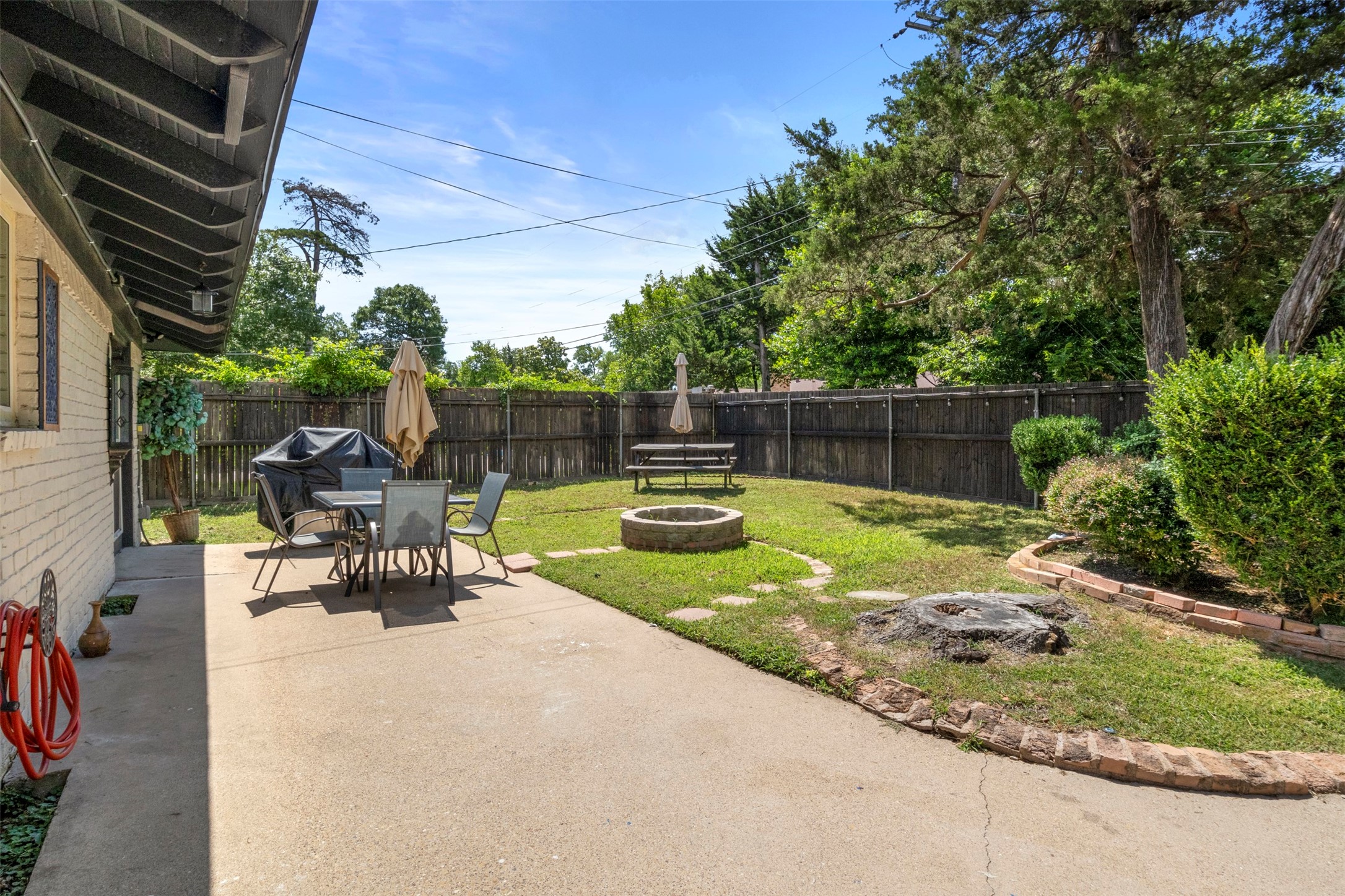 2850 Whitewood Drive