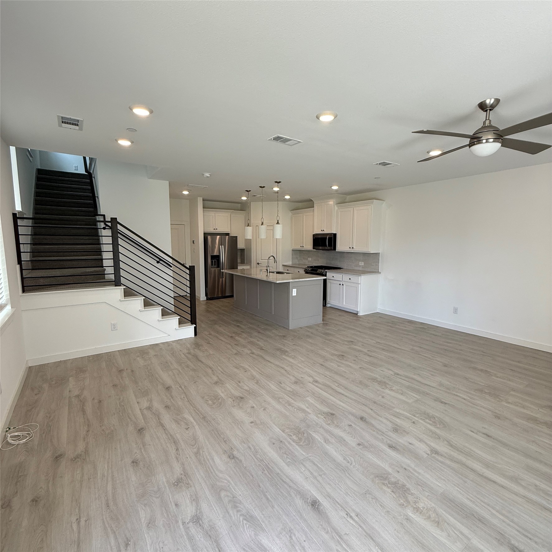 870 Cavitt Court