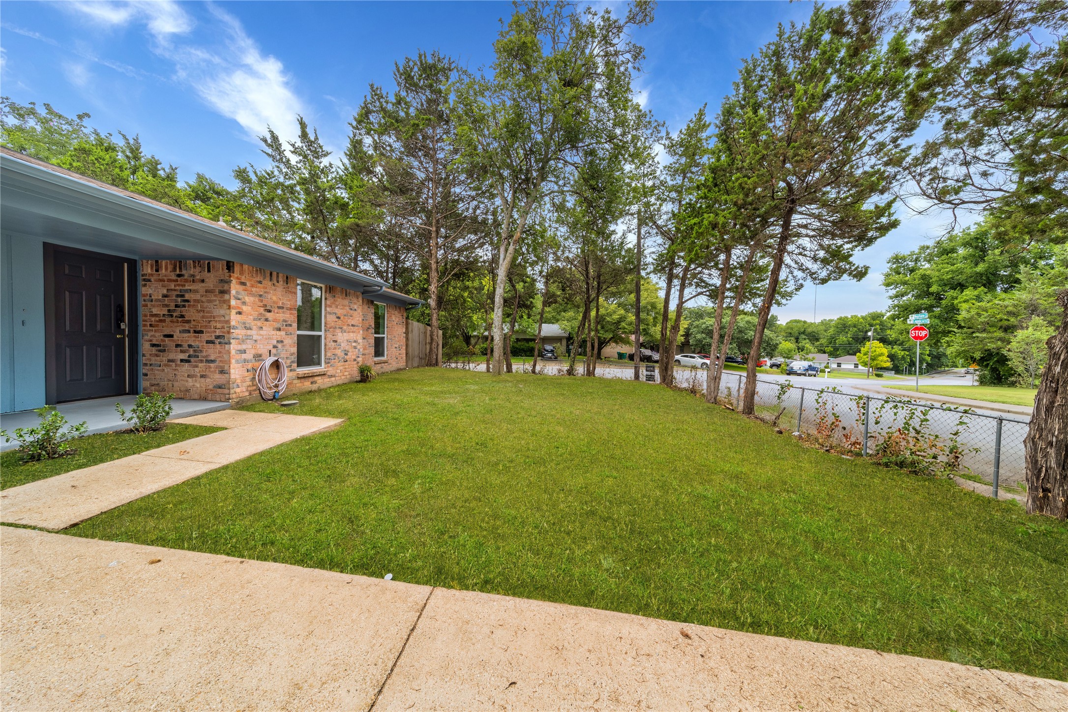 1241 Neptune Drive